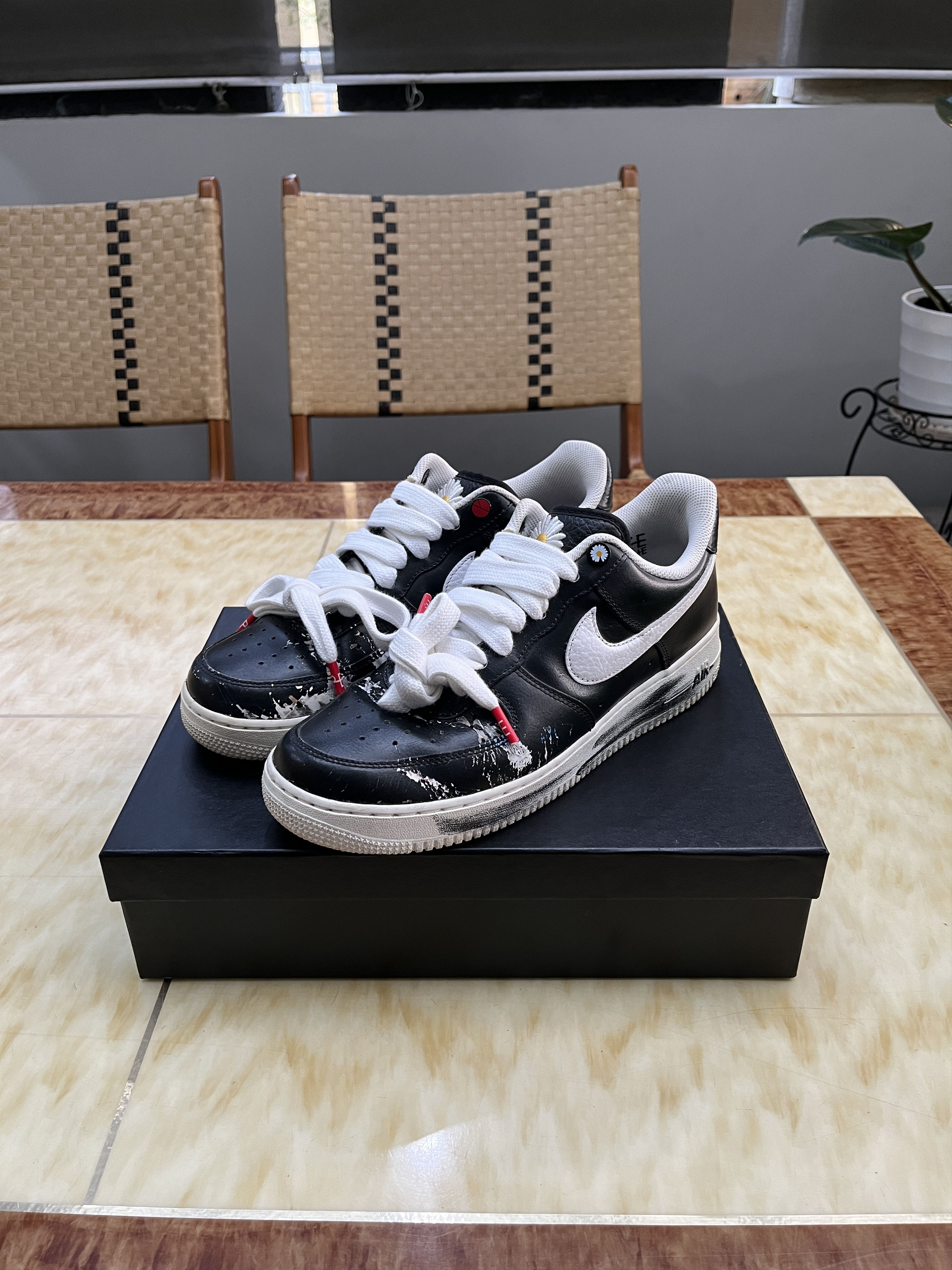 Nike Air Force 1 Low "G-Dragon" Size US 10.5 / EU 43-44 - 2 Thumbnail