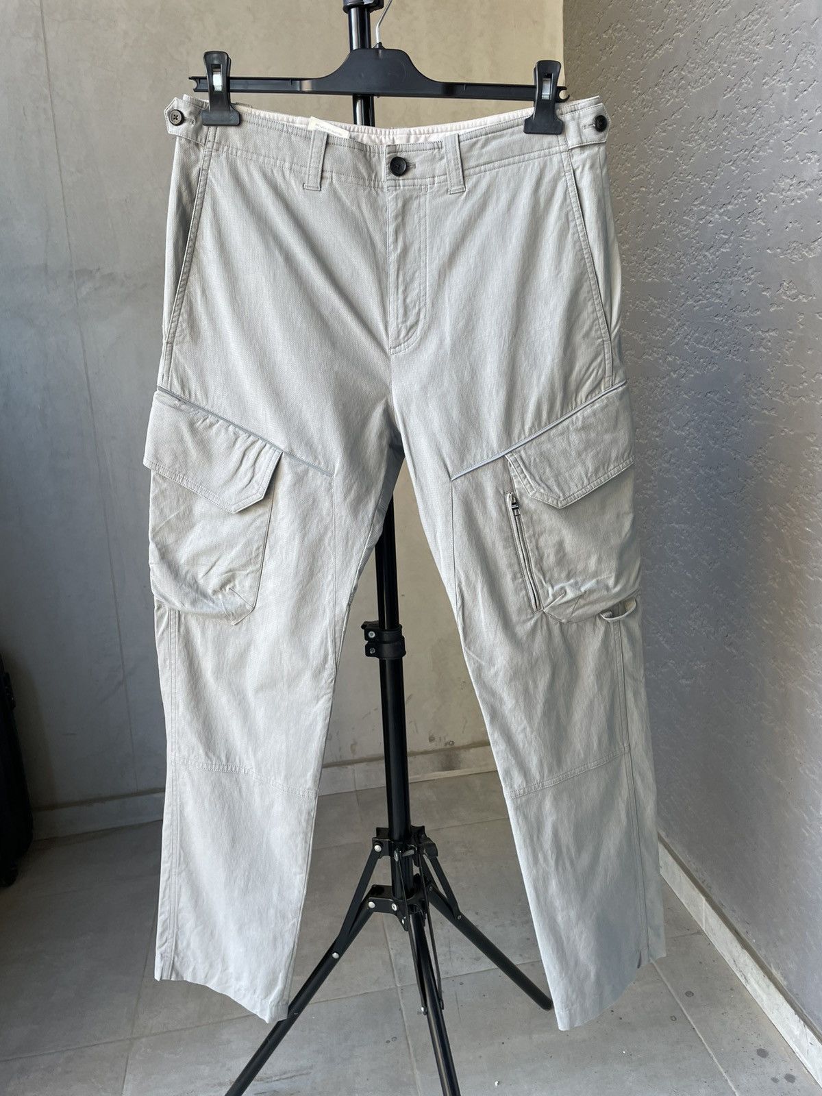 Louis Vuitton Louis Vuitton x Virgil Abloh Reflective Cargo Pants Size US 40 / EU 56 - 1 Thumbnail