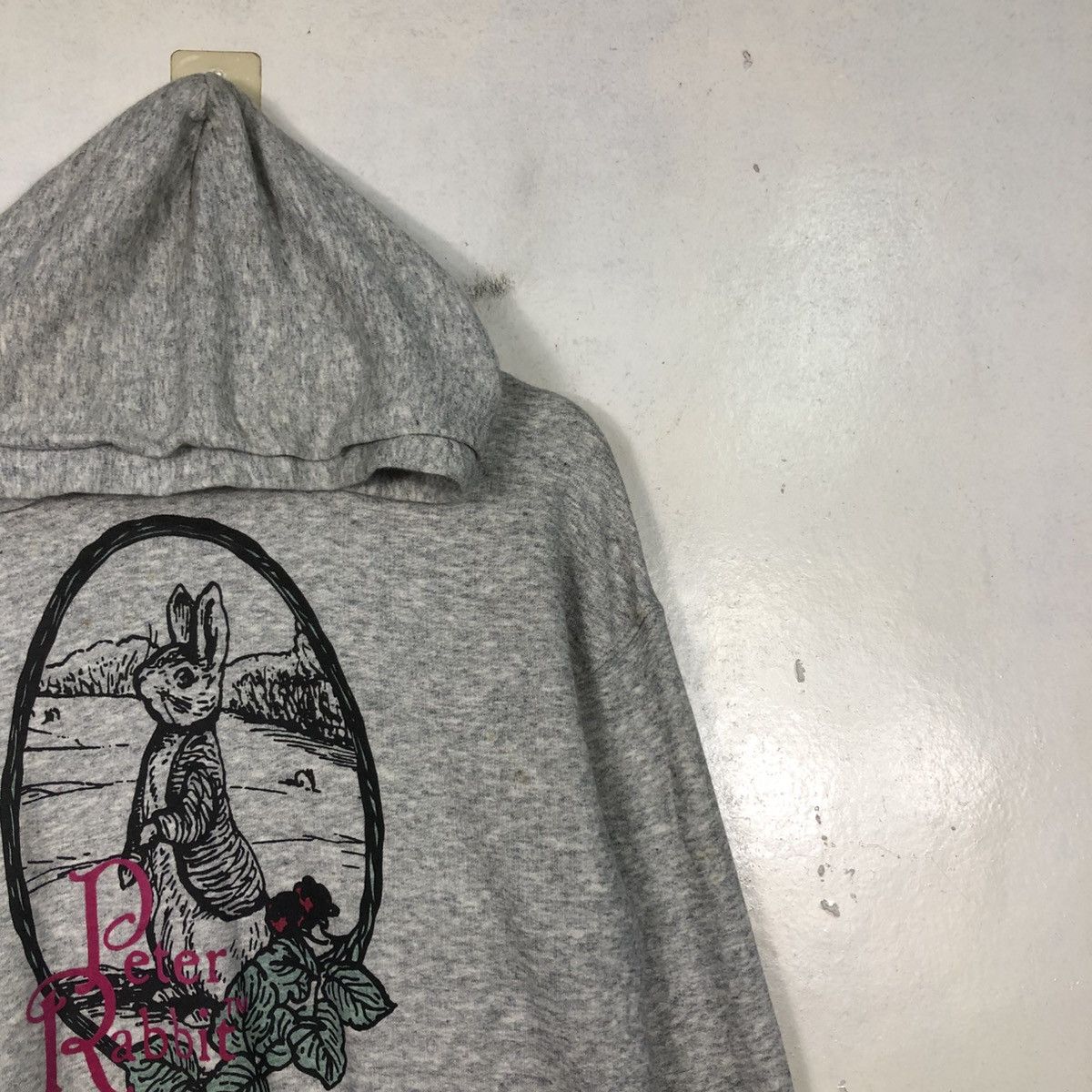 Japanese Brand 📌Hoodie Pull Over Cartoon Beatrix Potter Peter Rabbit Logo Size US M / EU 48-50 / 2 - 8 Thumbnail