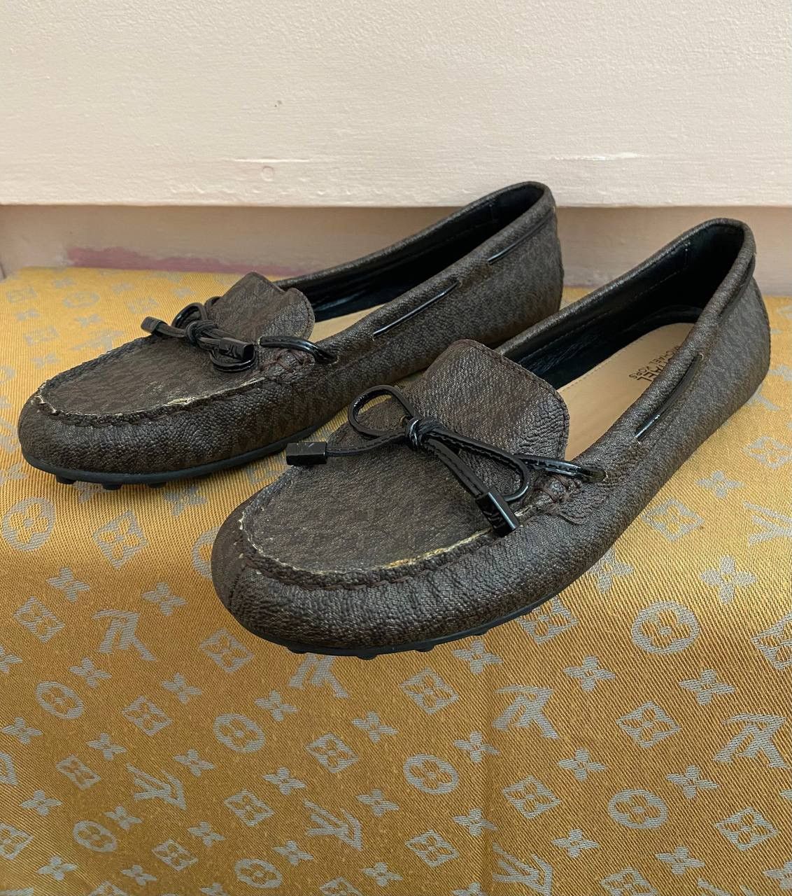 Michael Kors × Vintage 💎 Michael Kors Womens Sutton MOC Brown Moccasins Size US 7 / IT 37 - 4 Thumbnail