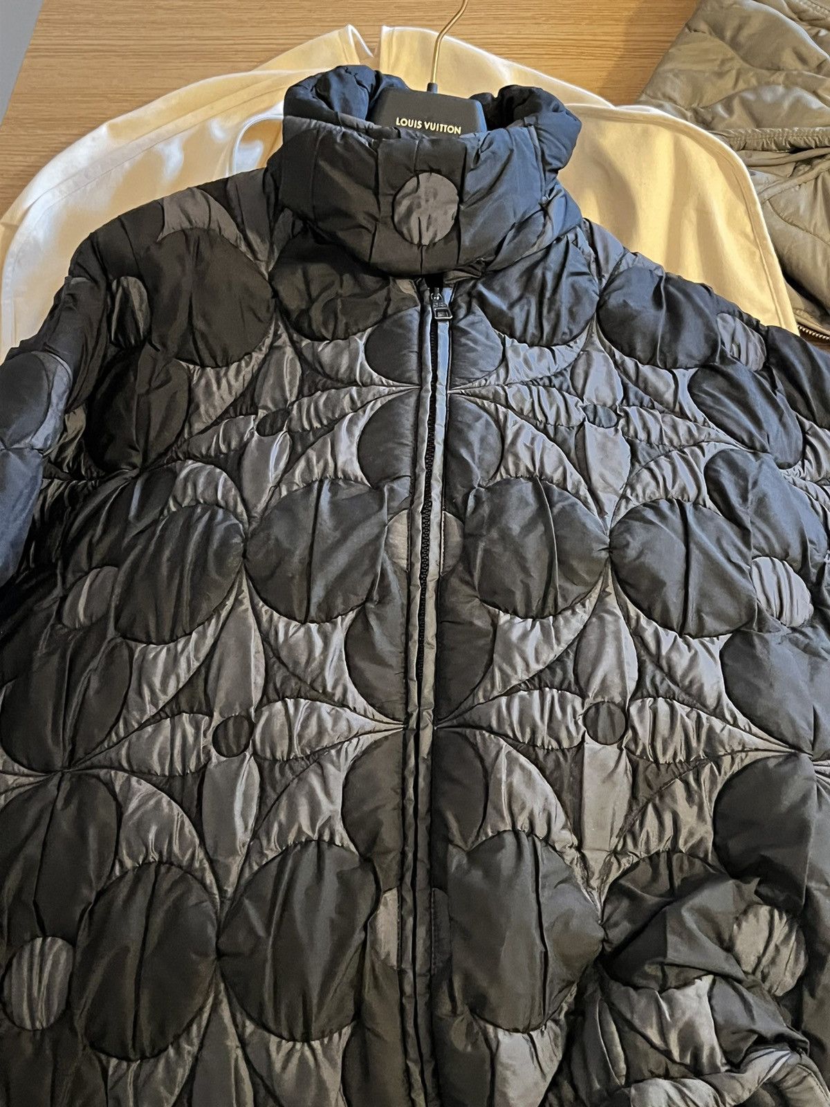 Louis Vuitton Louis vuitton X virgil Abloh Black/Grey Puffer Jacket Size US M / EU 48-50 / 2 - 3 Thumbnail