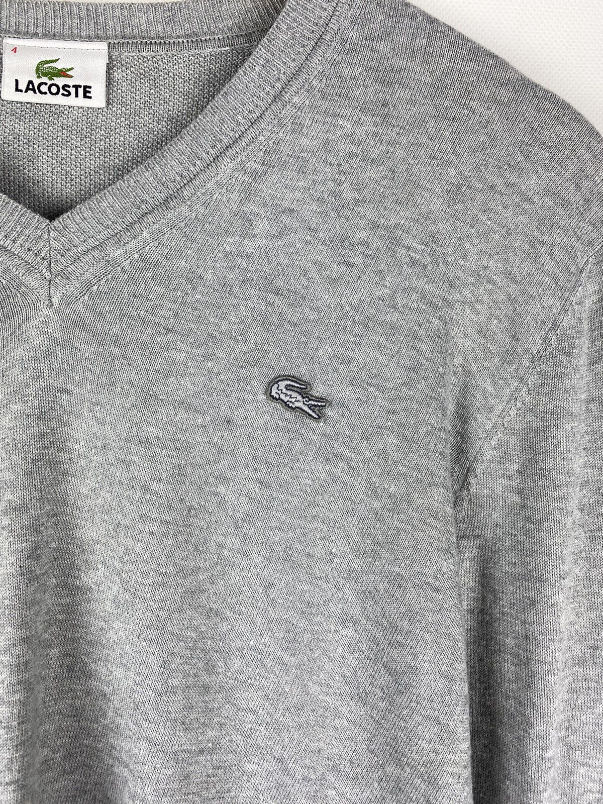 Lacoste Lacoste men’s v-neck sweater pullover size 4 Size US M / EU 48-50 / 2 - 7 Thumbnail