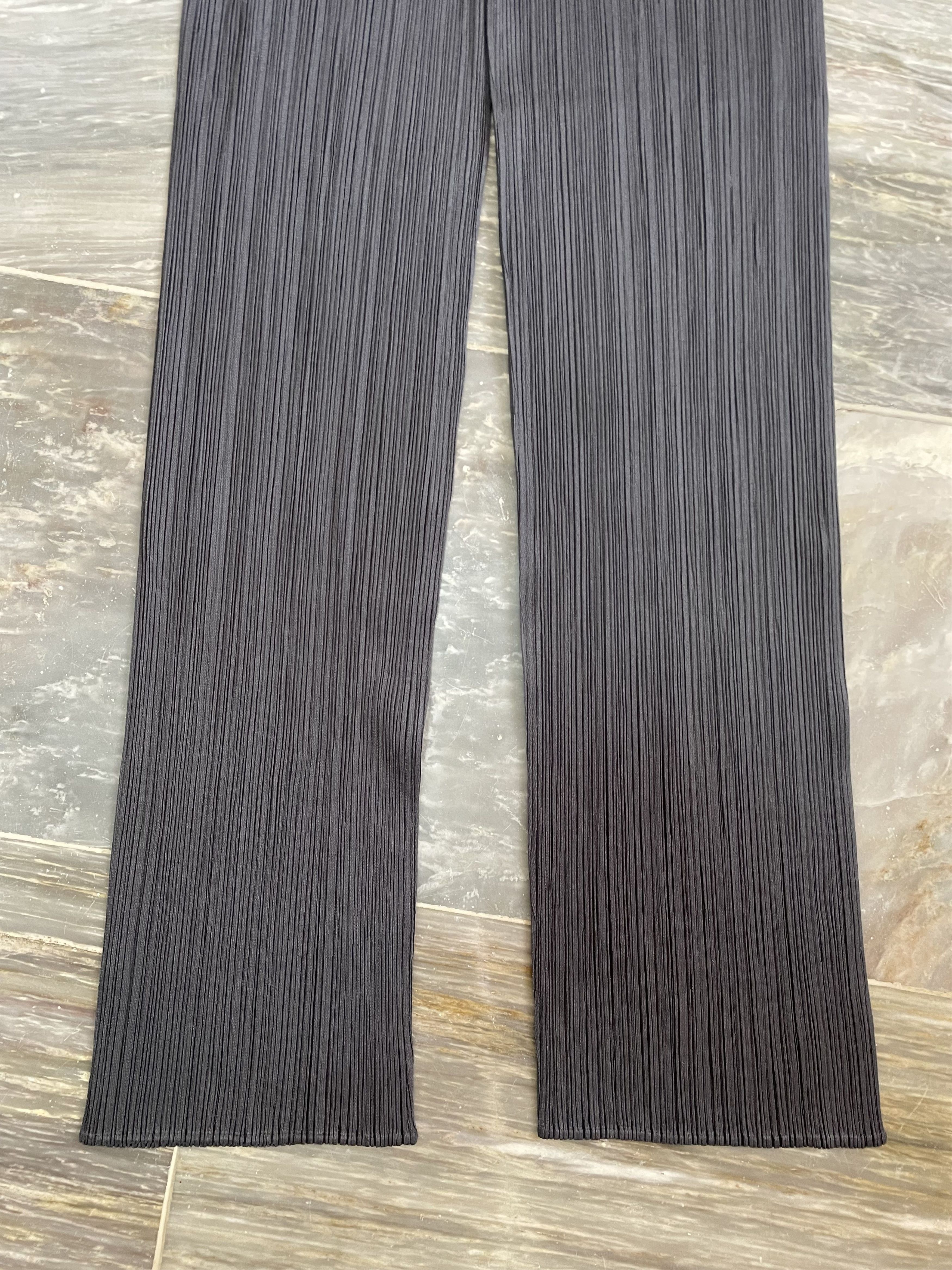 Issey Miyake × Pleats Please Issey Miyake Issey Miyake Pleats Please Pleated Pants Size 23" - 3 Thumbnail