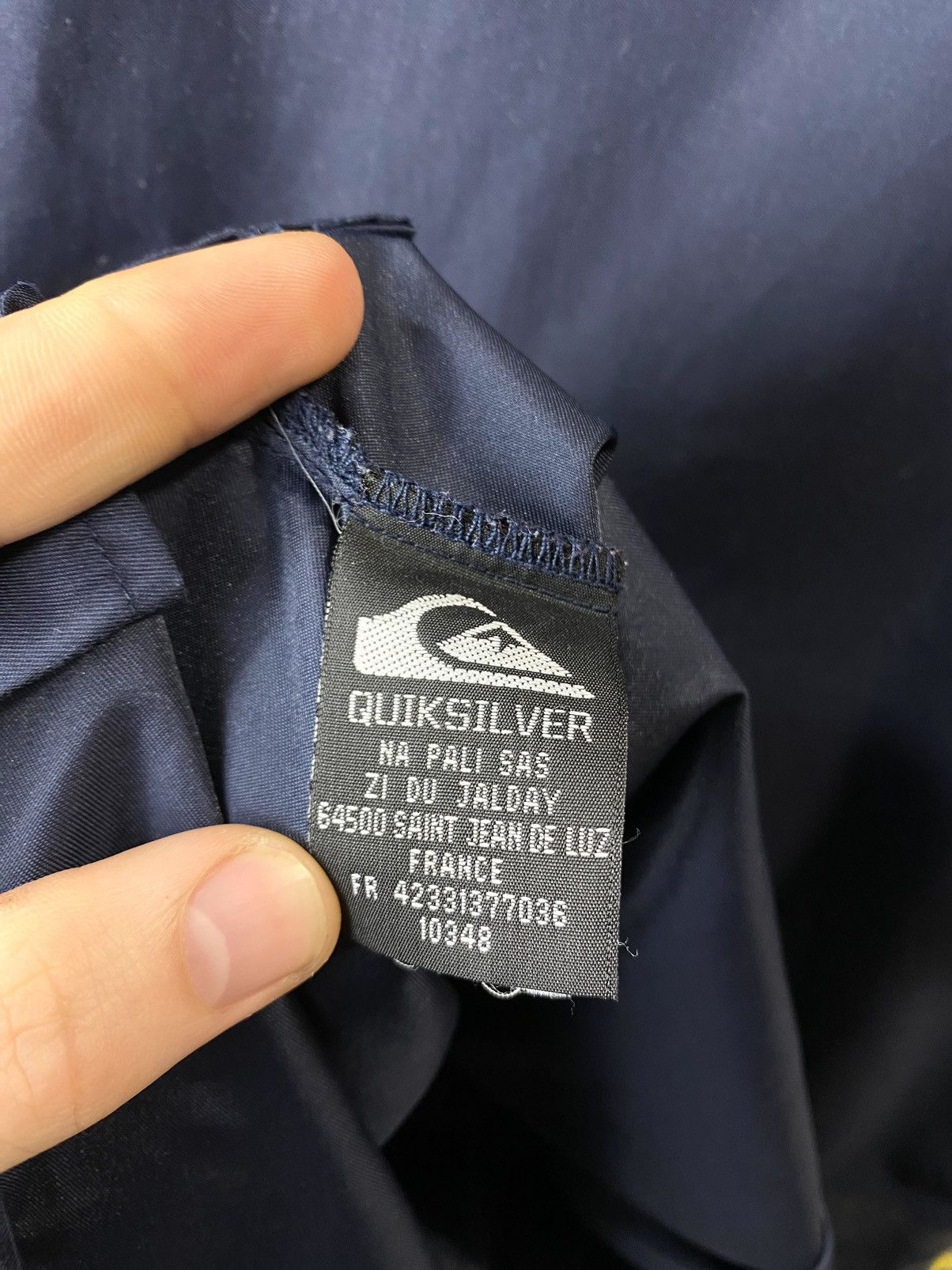 Quiksilver Vintage Quiksilver Gold Print T Shirt Billabong Hype Size US L / EU 52-54 / 3 - 11 Thumbnail