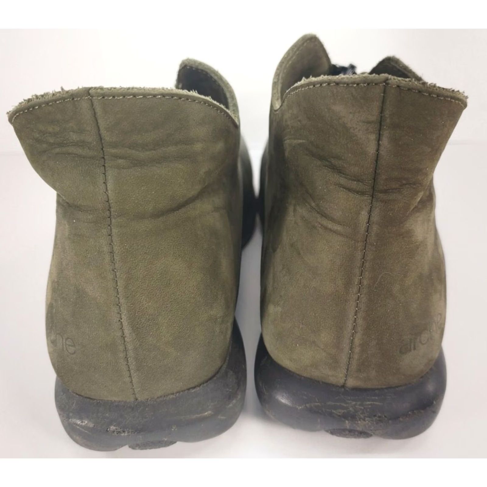 Vintage Arche France Women’s 5-5.5 36E Green Leather & Suede Bootie Ankle Boots Size US 5.5 / IT 35.5 - 6 Thumbnail