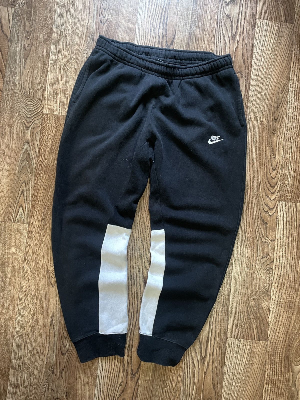 Nike Vintage Y2K Nike Sweatpants Baggy size XL Size US 36 / EU 52 - 2 Thumbnail