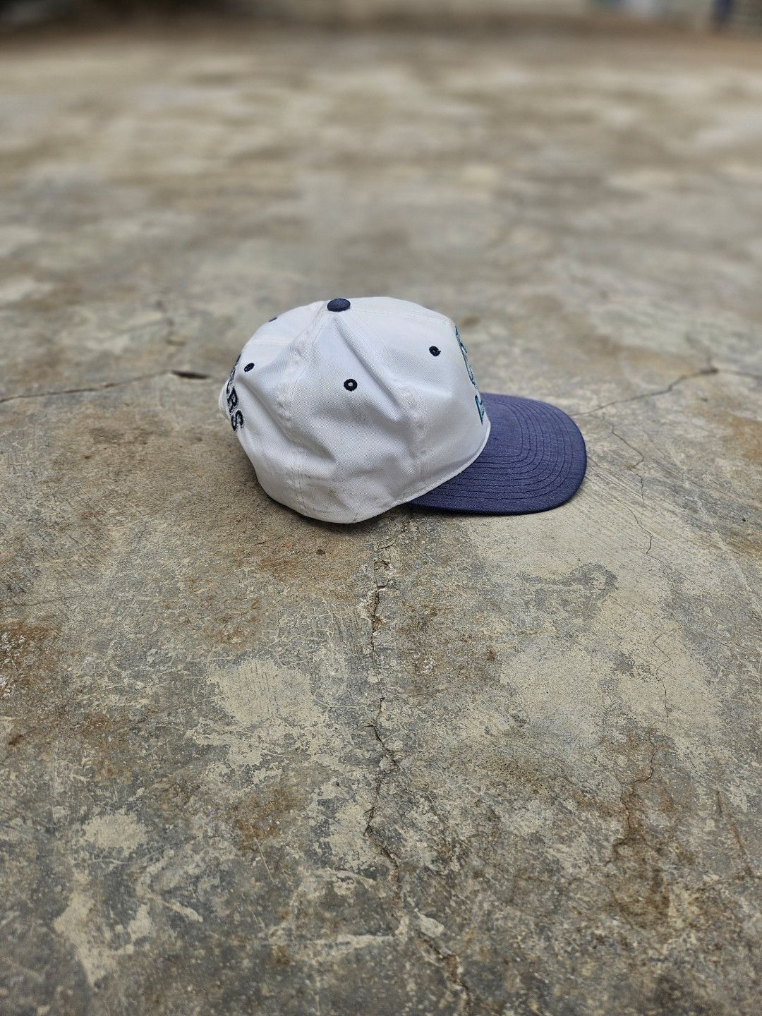 Vintage Seatlle Mariners MLB Vintage hat Size ONE SIZE - 4 Thumbnail