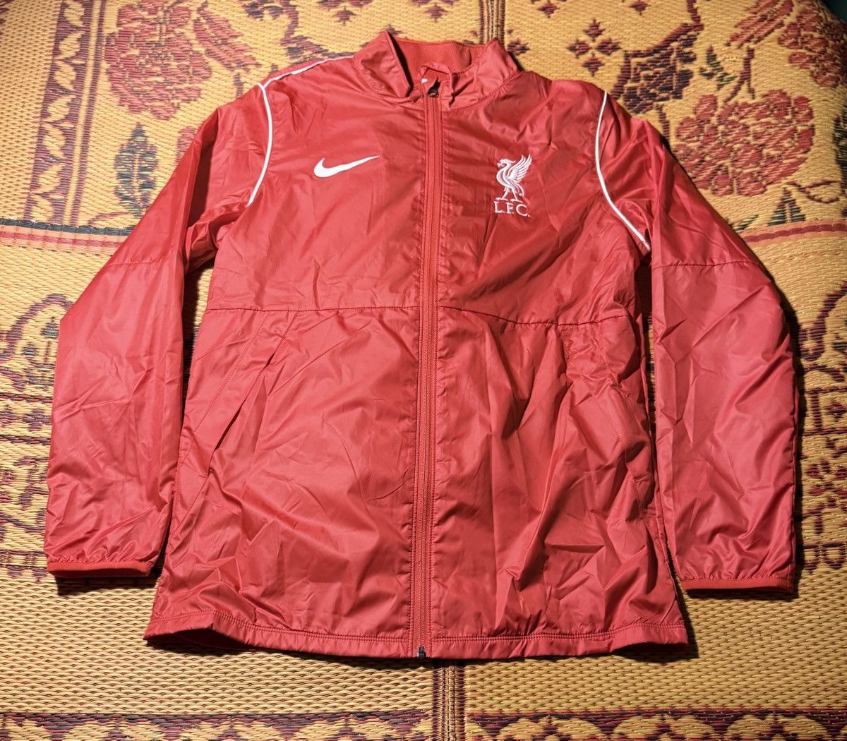 Nike Nike Liverpool F.C. NWT Windbreaker Jacket Size US L / EU 52-54 / 3 - 2 Thumbnail