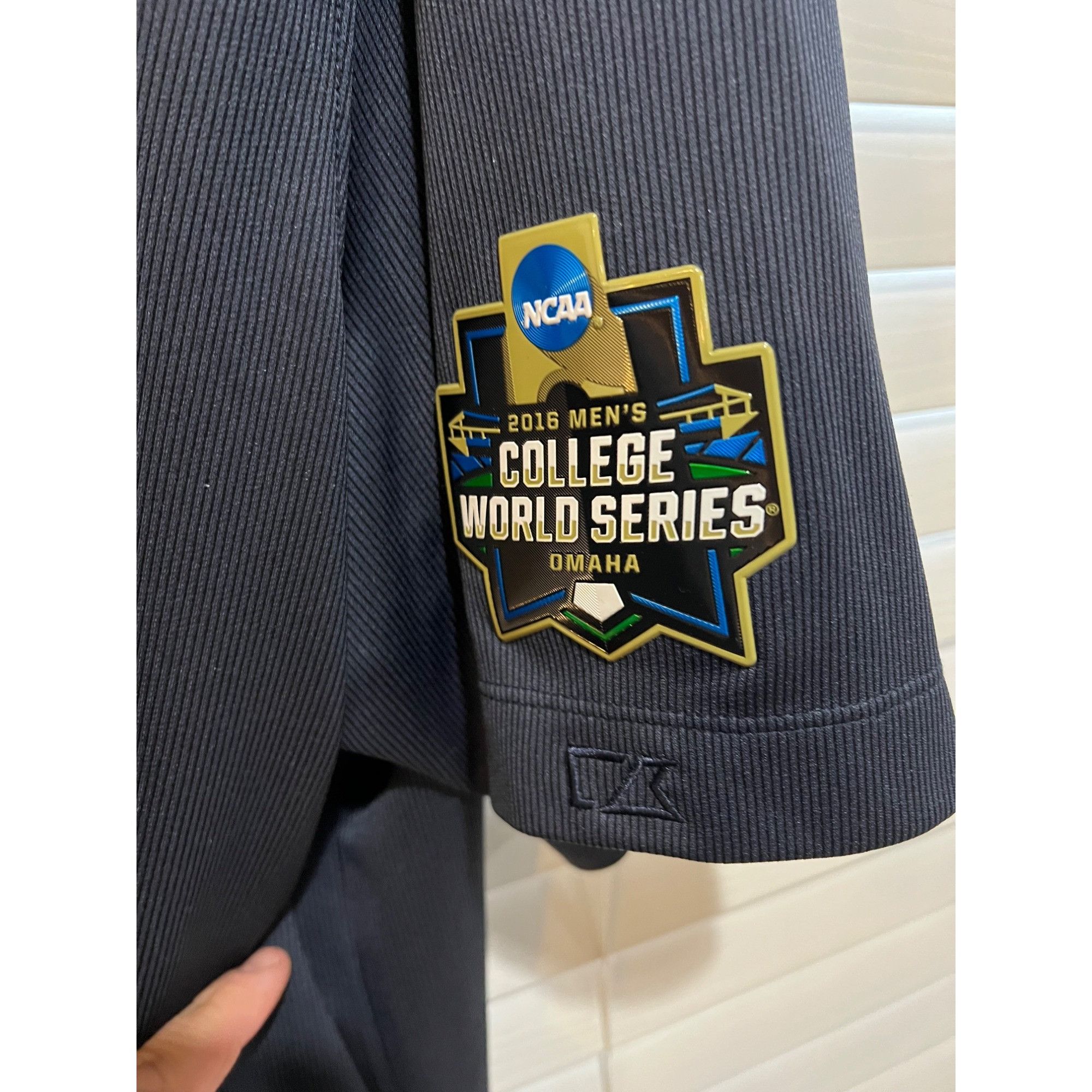 Cutter & Buck Cutter&Buck CWS Arizona Wildcats Polo Shirt - Size 3XL Size US XXL / EU 58 / 5 - 3 Thumbnail