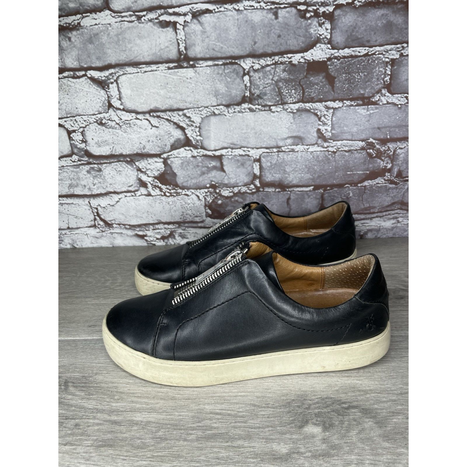 Frye Frye Lena Black Leather Front Zip Platform Shoes Loafers Wom Size US 8.5 / IT 38.5 - 2 Thumbnail