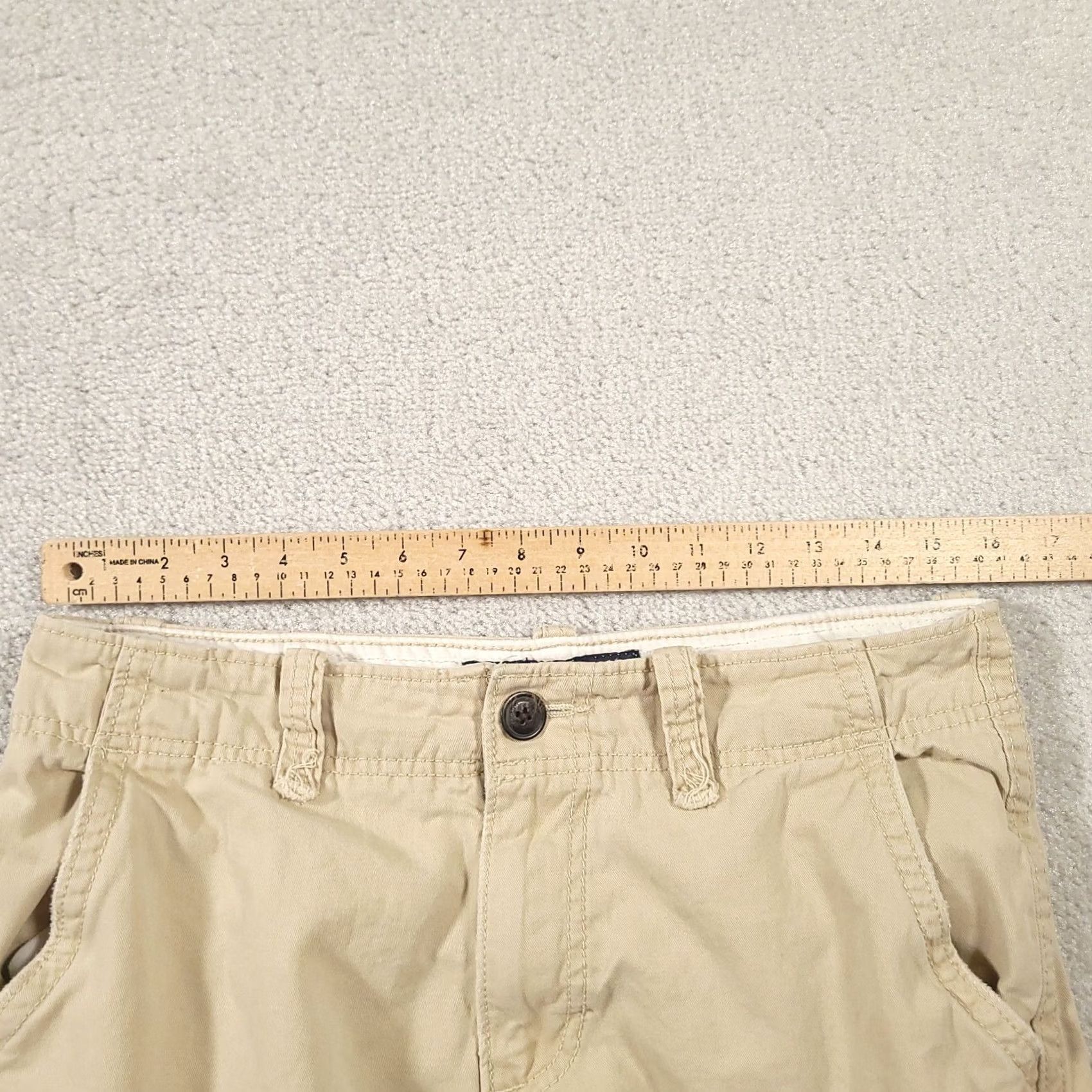 American Eagle Outfitters VINTAGE American Eagle Cargo Shorts Mens Size 30 Beige 10" Inseam Size US 30 / EU 46 - 3 Thumbnail