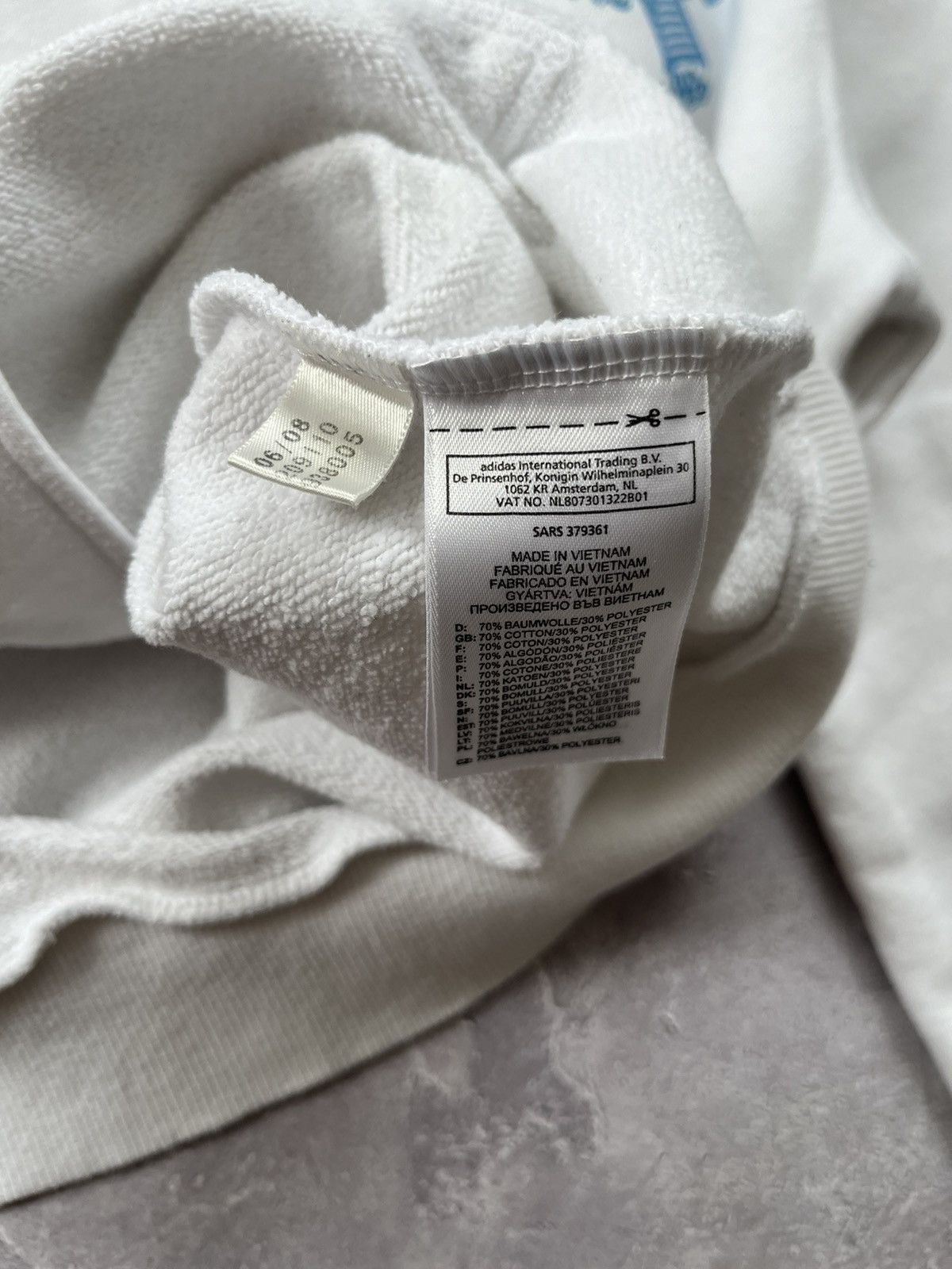 Adidas Vintage 00s Adidas Zip Up Hoodie White Skull Graffiti Print Size US S / EU 44-46 / 1 - 16 Thumbnail