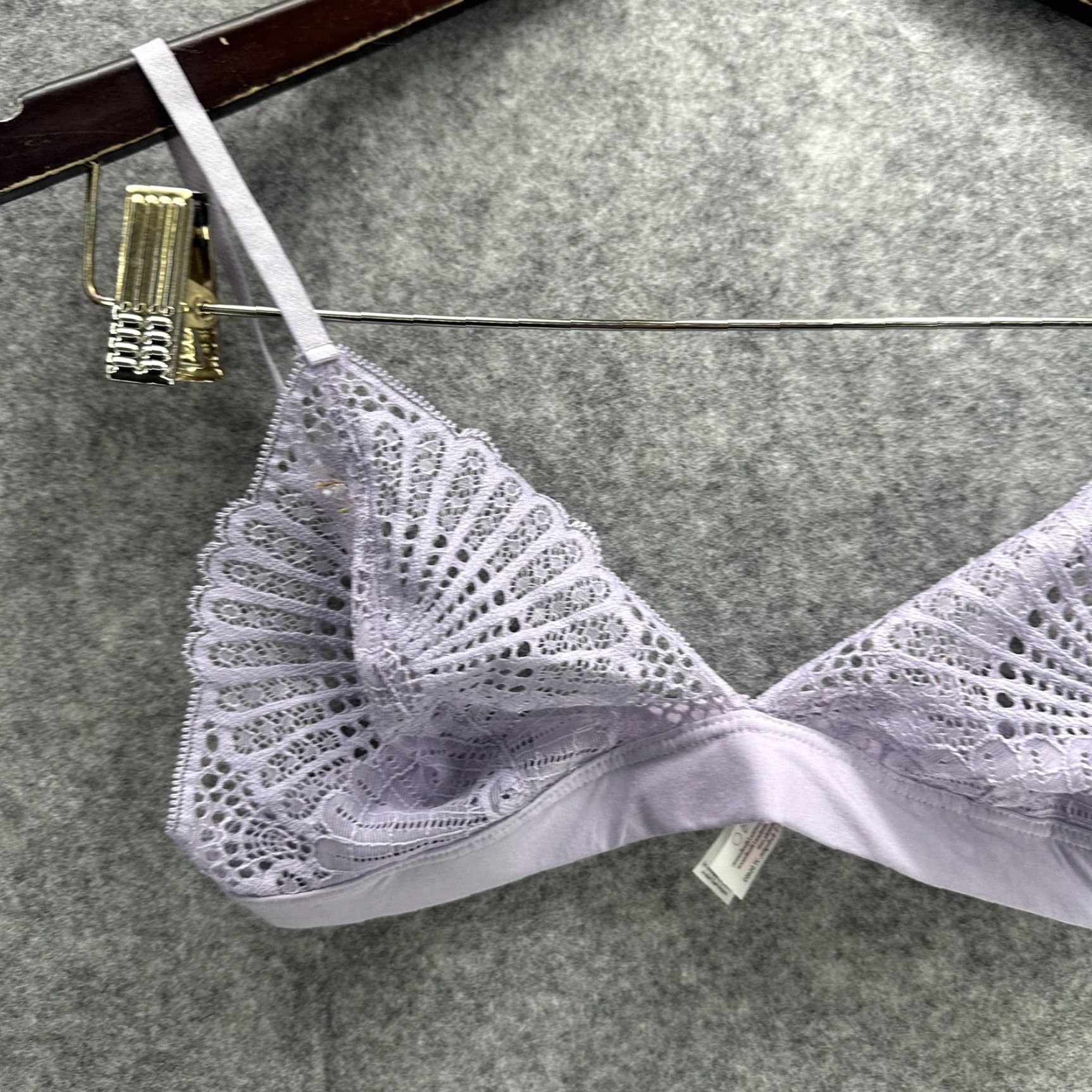 Commando Commando Bralette Womens XS Lace Soft Cup Wireless Bra Delicate Lingerie Size ONE SIZE - 3 Thumbnail