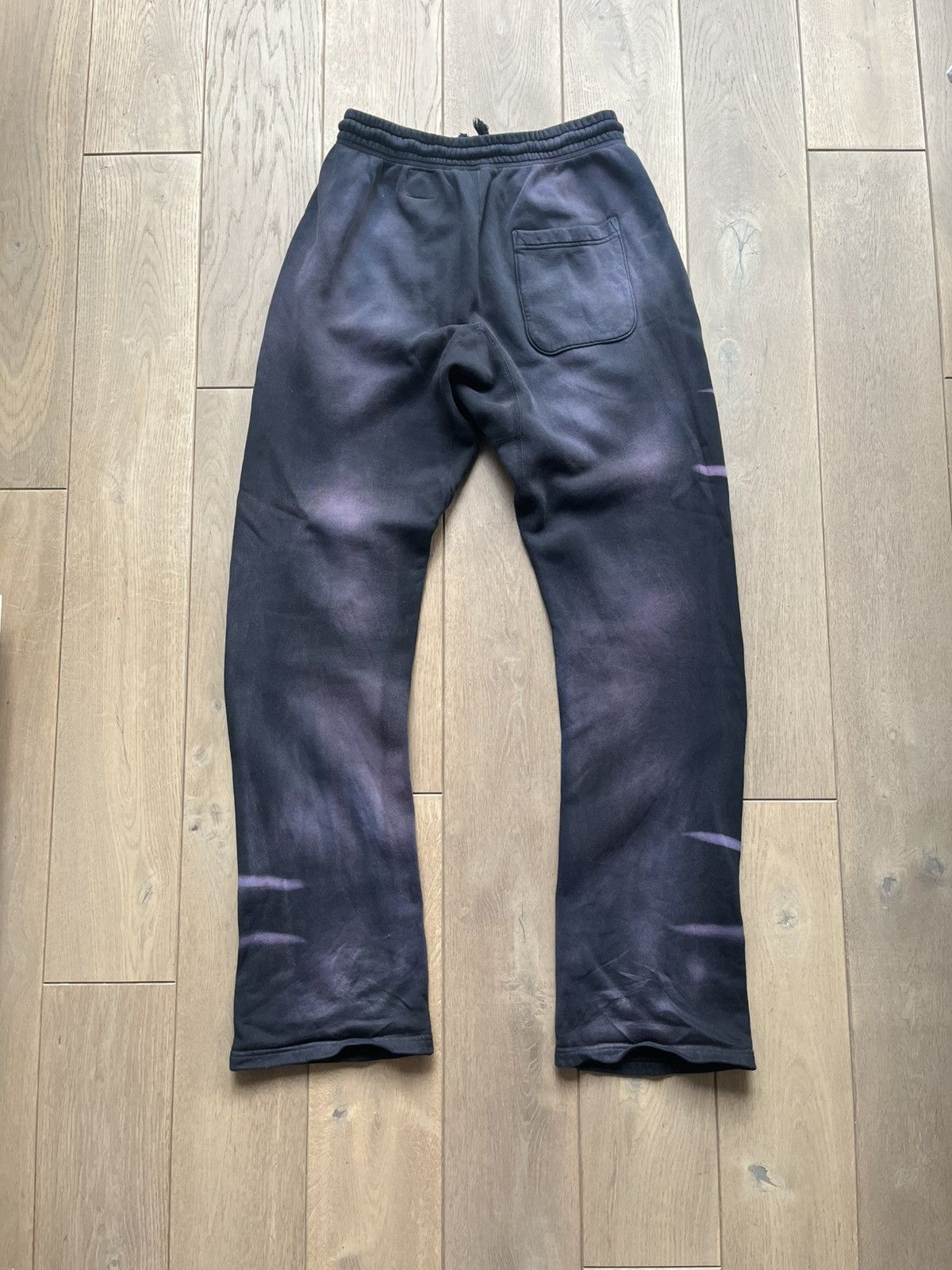 HELLSTAR Airbrushed Skull Sweatpants (Flare Bottom) Size US 34 / EU 50 - 2 Thumbnail