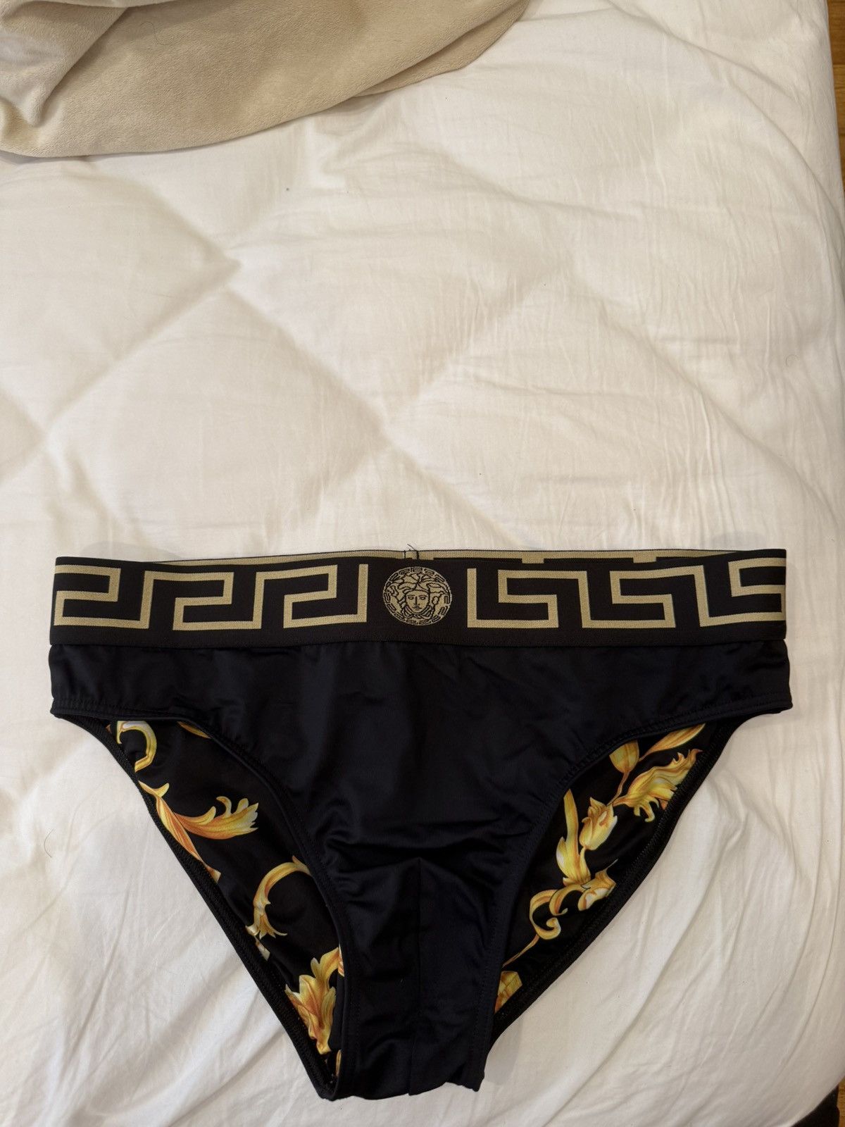 Versace Versace black speedo Size US 30 / EU 46 - 1 Thumbnail