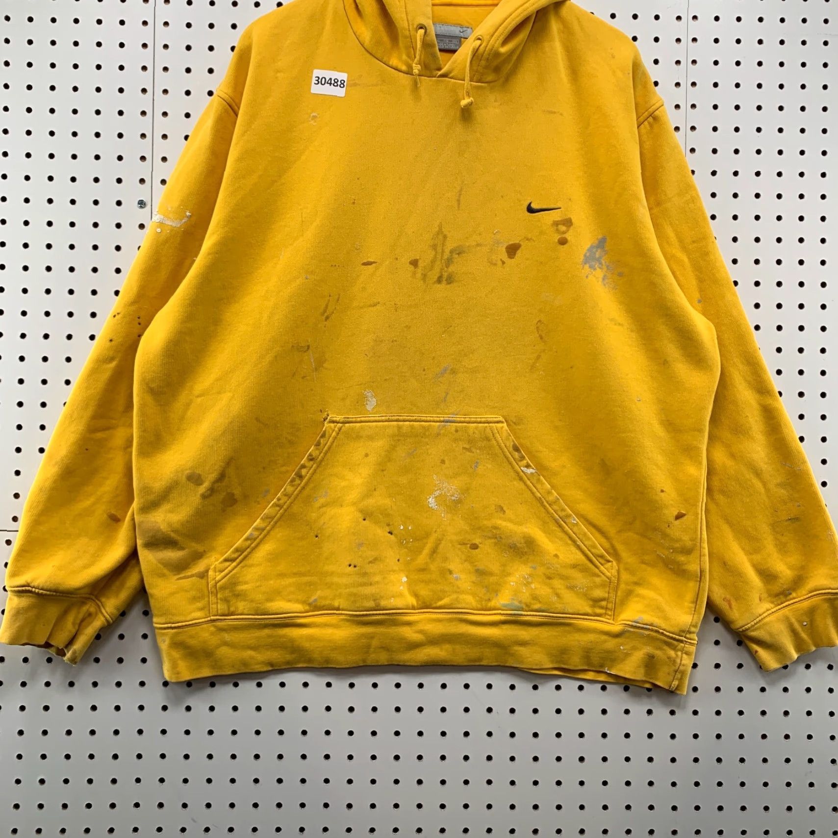 Nike VINTAGE Nike Hoodie Mens XL Yellow Swoosh Distressed Paint 27x28.5 Pullover Sweatshirt Size US XL / EU 56 / 4 - 6 Thumbnail