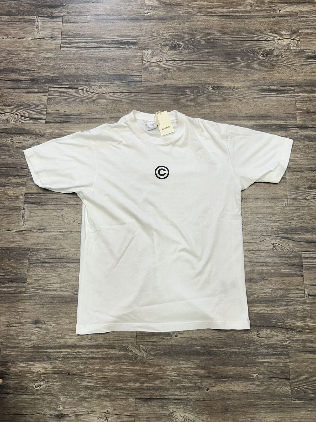 image of Vetements Copyright Logo Text T-Shirt in White, Men's (Size Large)