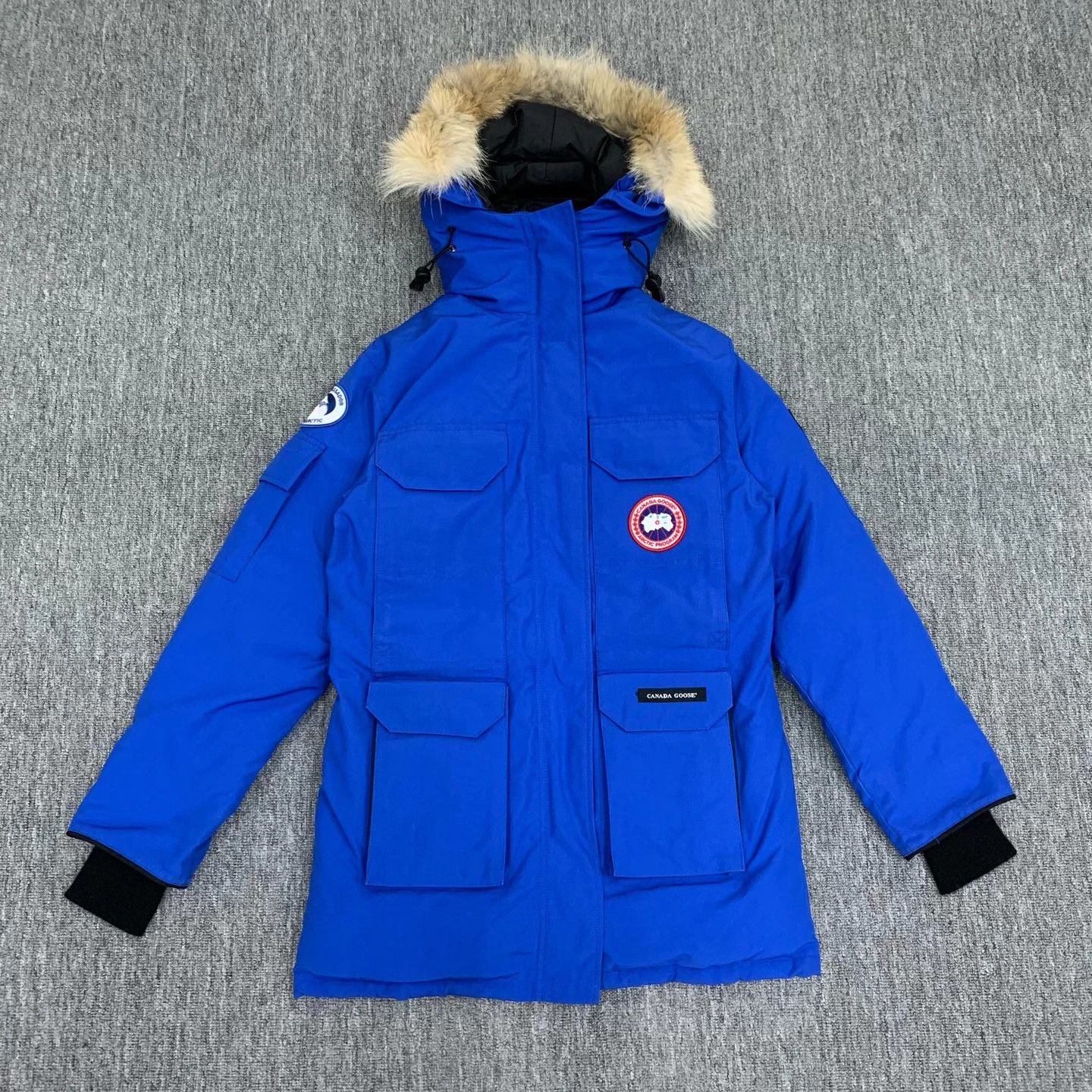 Canada Goose Canada Goose PBI Expedition 95 New down XS blue Size XS / US 0-2 / IT 36-38 - 1 Thumbnail