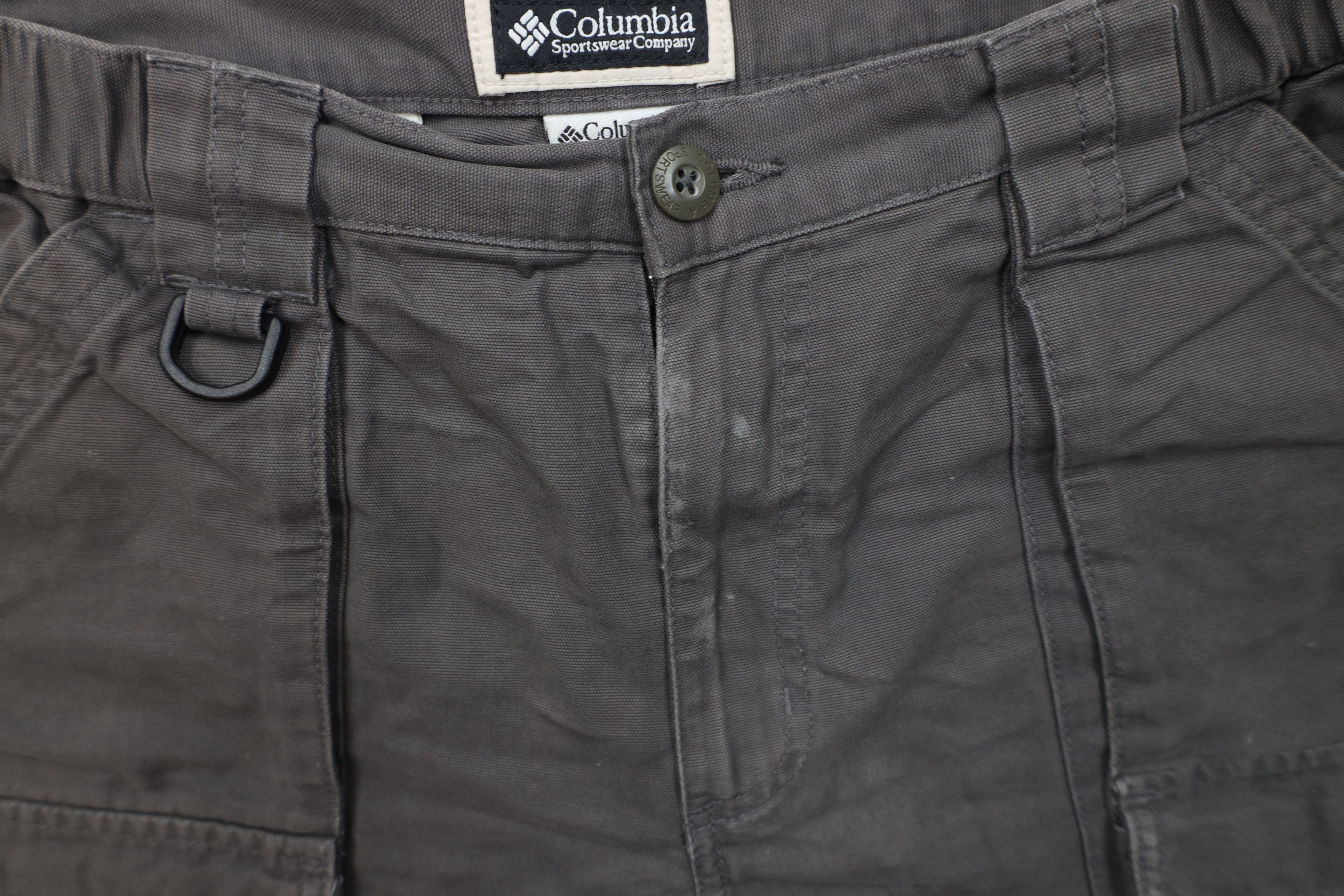 Columbia × Vintage Vintage Columbia Above Knee Heavy Cargo Shorts Gray Cotton Size US 34 / EU 50 - 6 Thumbnail