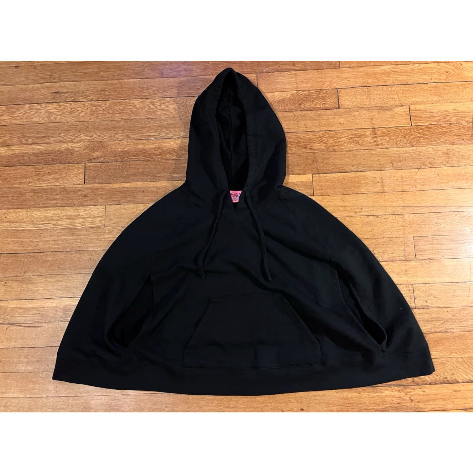 Juicy Couture VINTAGE Juicy Couture Hoodie Shirt Women’s One Size Black Juicy Couture Crop Sleeveless Pullover Hooded Pockets City Outdoor Retro Ladies Size ONE SIZE - 2 Thumbnail