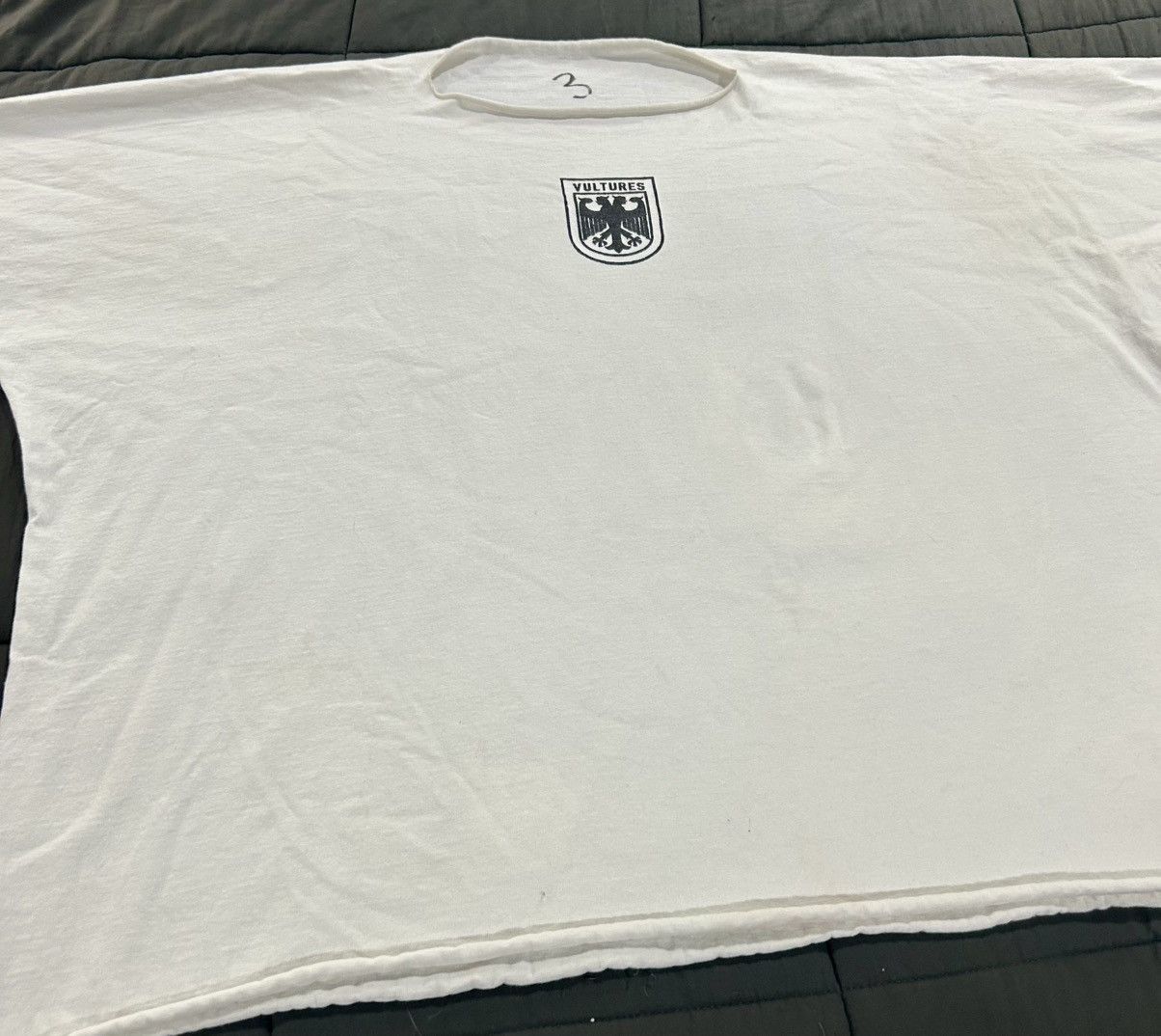 Yeezy Yeezy - Vultures 1 Logo Long Sleeve Shirt - White (Size 3) Size US L / EU 52-54 / 3 - 2 Thumbnail