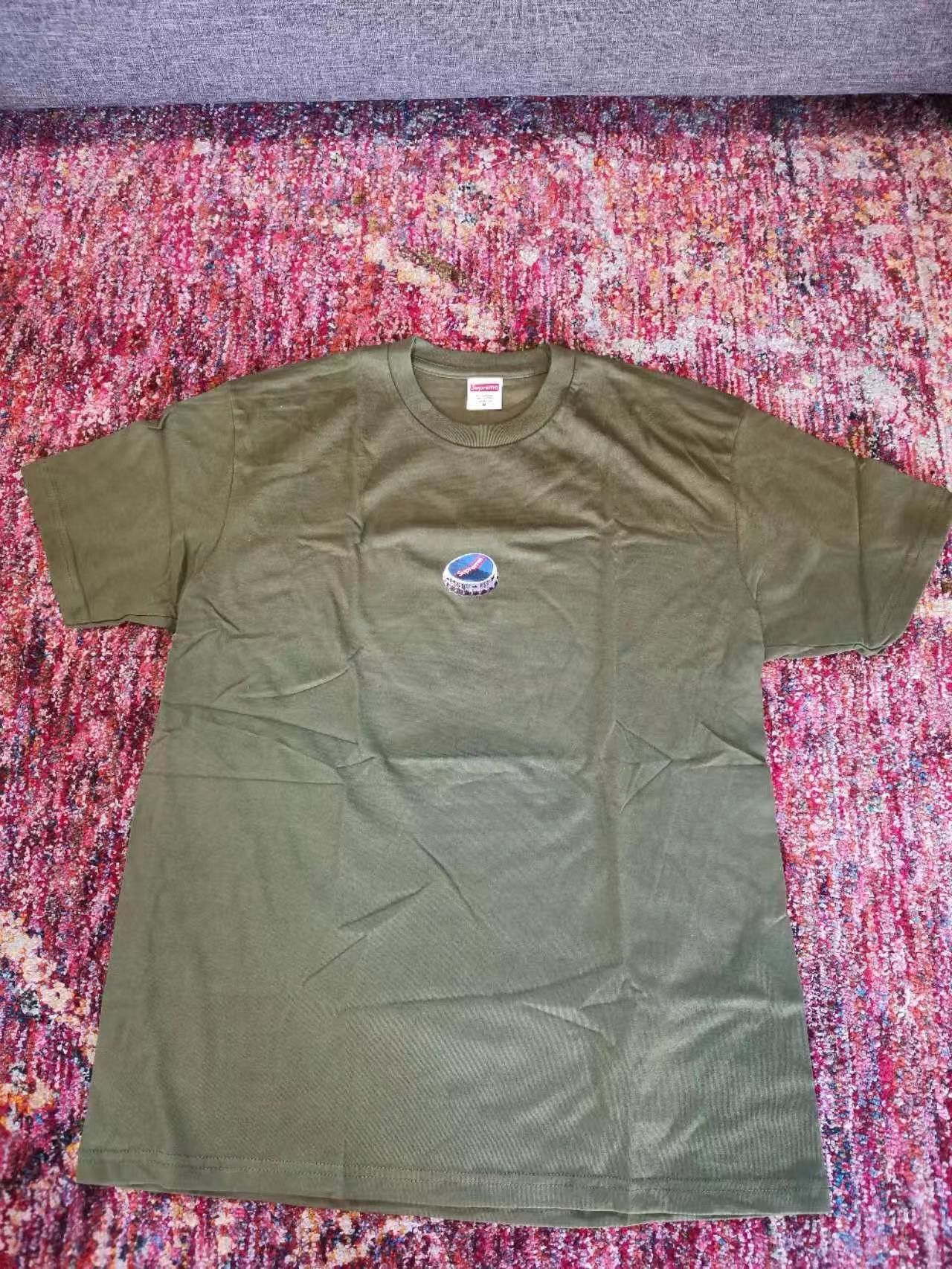 Supreme NEVER WORN* Supreme FW18 Bottle Cap Tee Olive Size US M / EU 48-50 / 2 - 2 Thumbnail