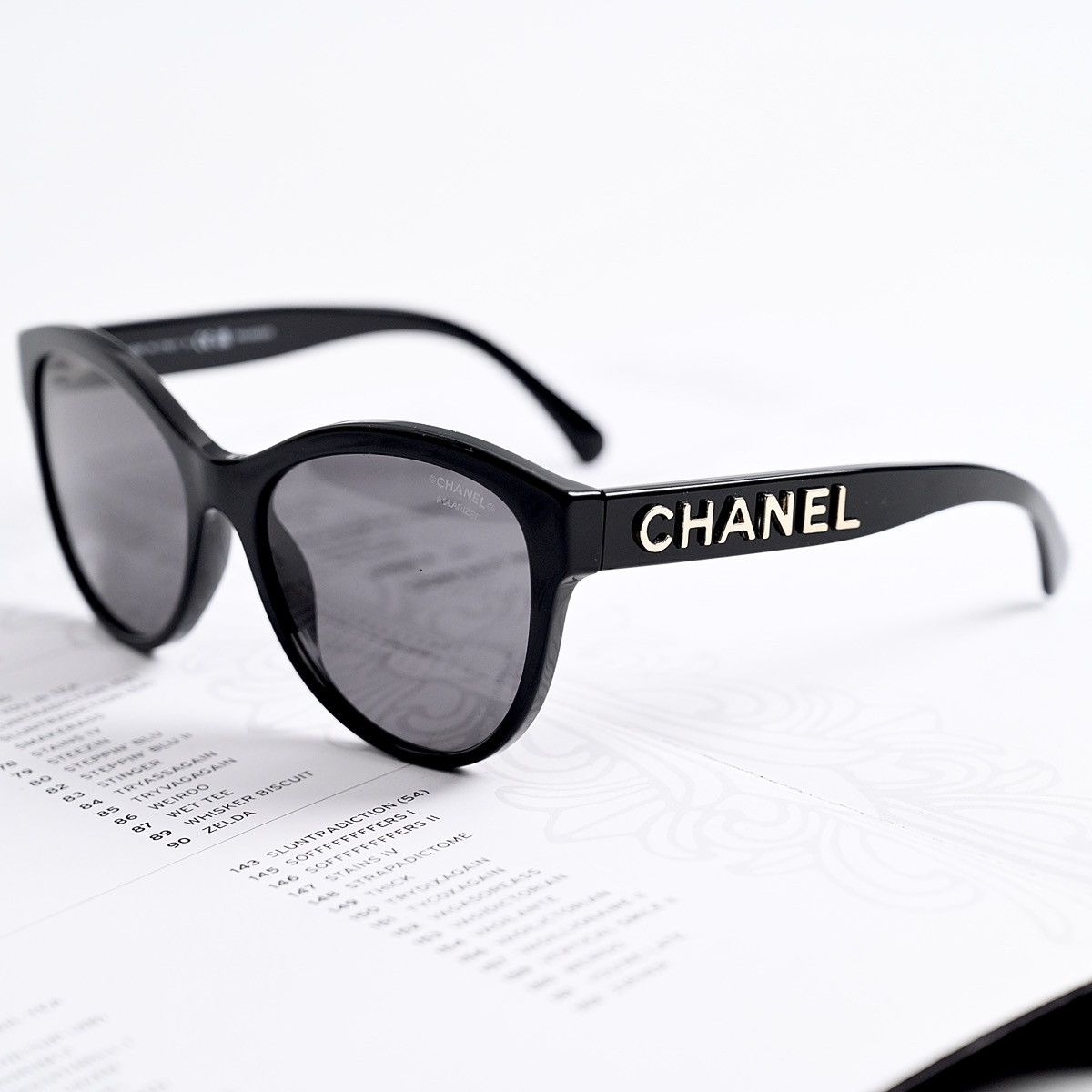 Chanel CHANEL 0CH5458 C622T8 SUNGLASSES Size ONE SIZE - 2 Thumbnail