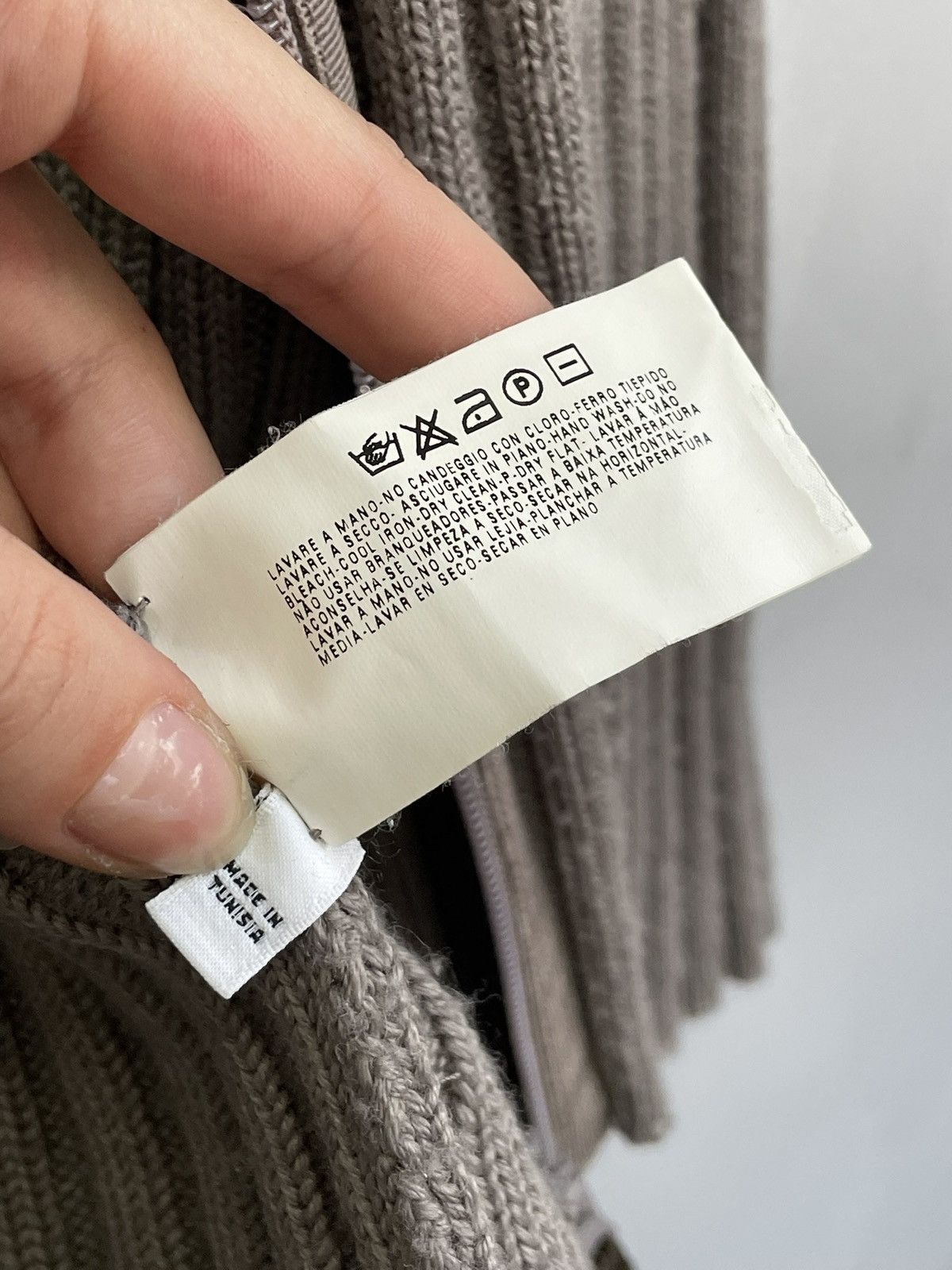 Armani Emporio Armani full zip y2k ripped sweater 90s Size US M / EU 48-50 / 2 - 6 Thumbnail