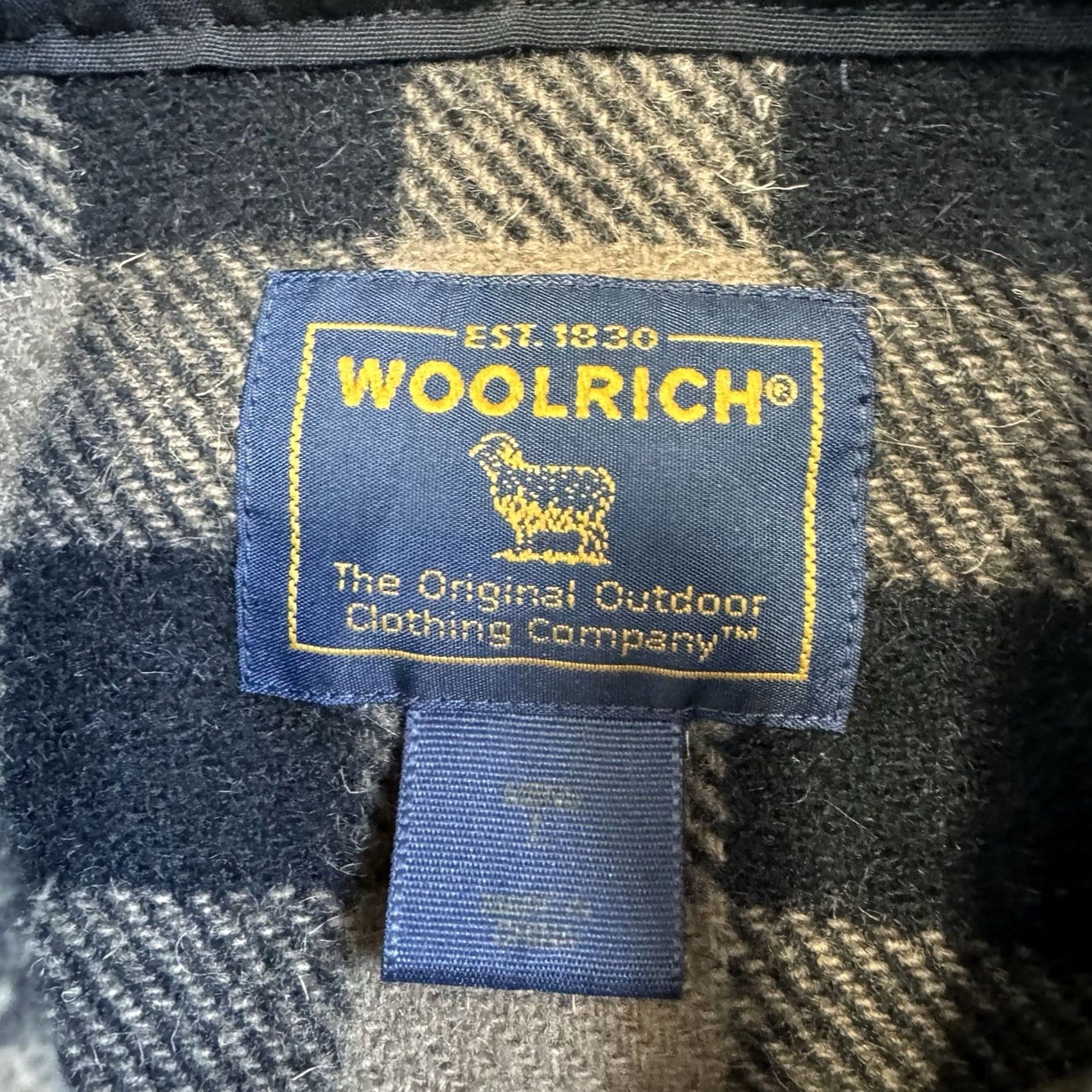 Vintage VINTAGE Woolrich Flannel Shirt Jacket Wool Blend Plaid Button Shacket 80s Sz L Unisex Adults Size US L / EU 52-54 / 3 - 6 Thumbnail