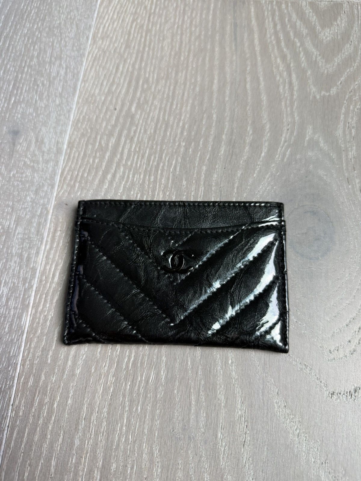 Chanel Chanel Patent Black Cardholder Size ONE SIZE - 1 Thumbnail