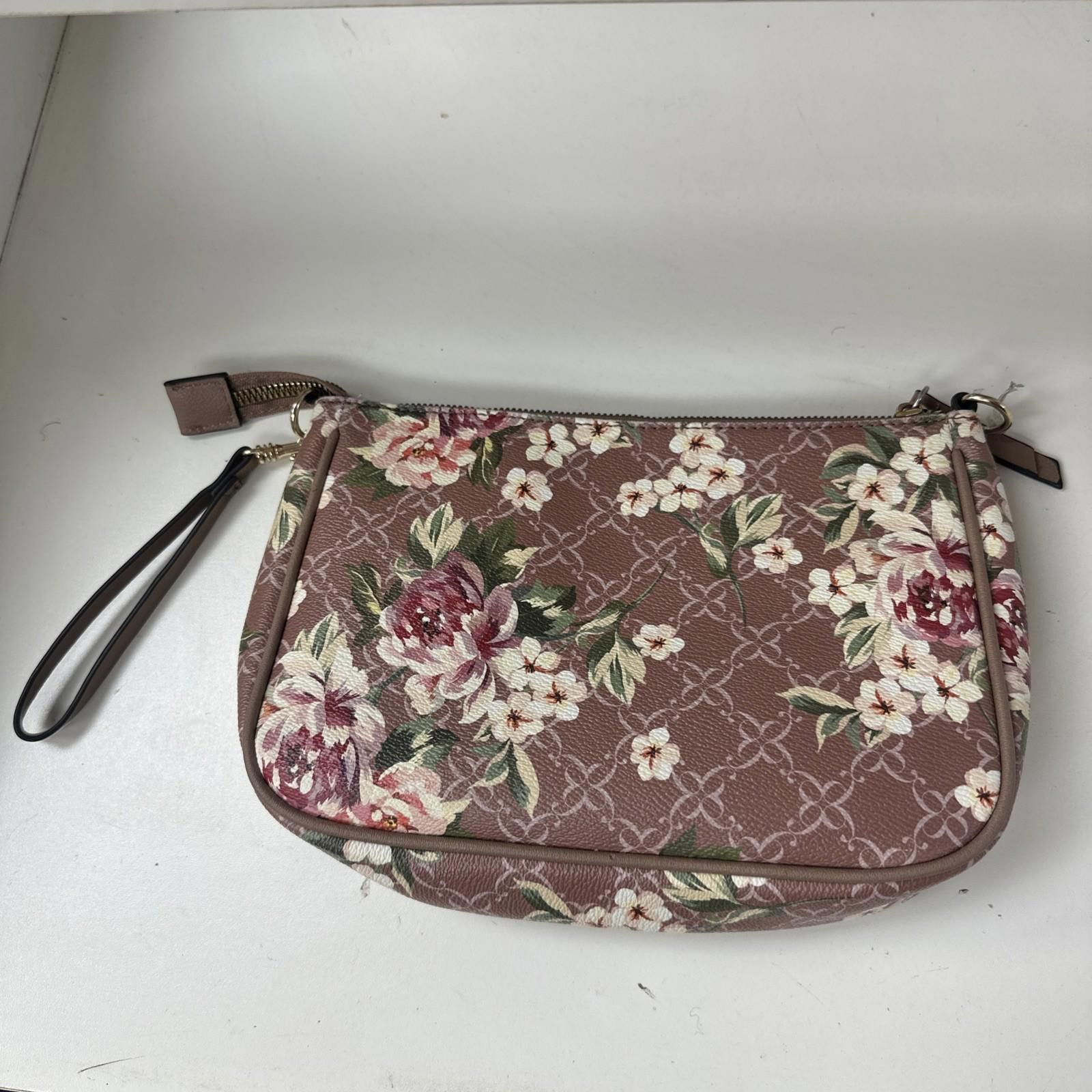 Nine West Nine West Floral Print Wristlet Beige Pink Green Zipper Bag Size ONE SIZE - 4 Thumbnail