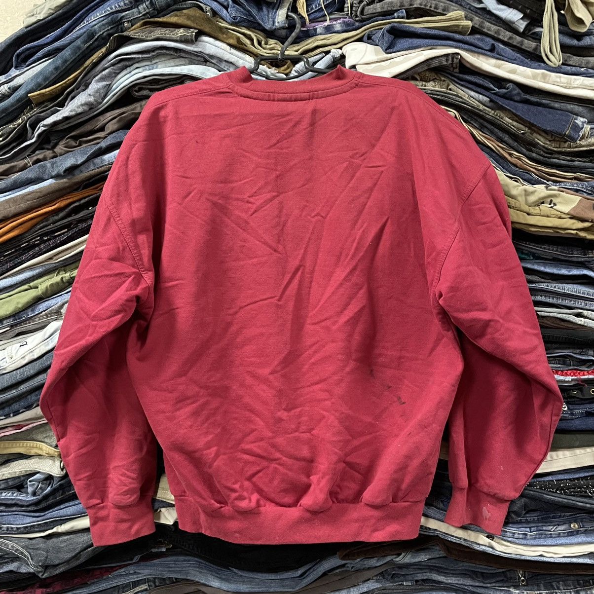 Vintage Vintage Umbro Logo Crewneck Y2K Streetwear Swag Red Boxy L Size US L / EU 52-54 / 3 - 8 Thumbnail