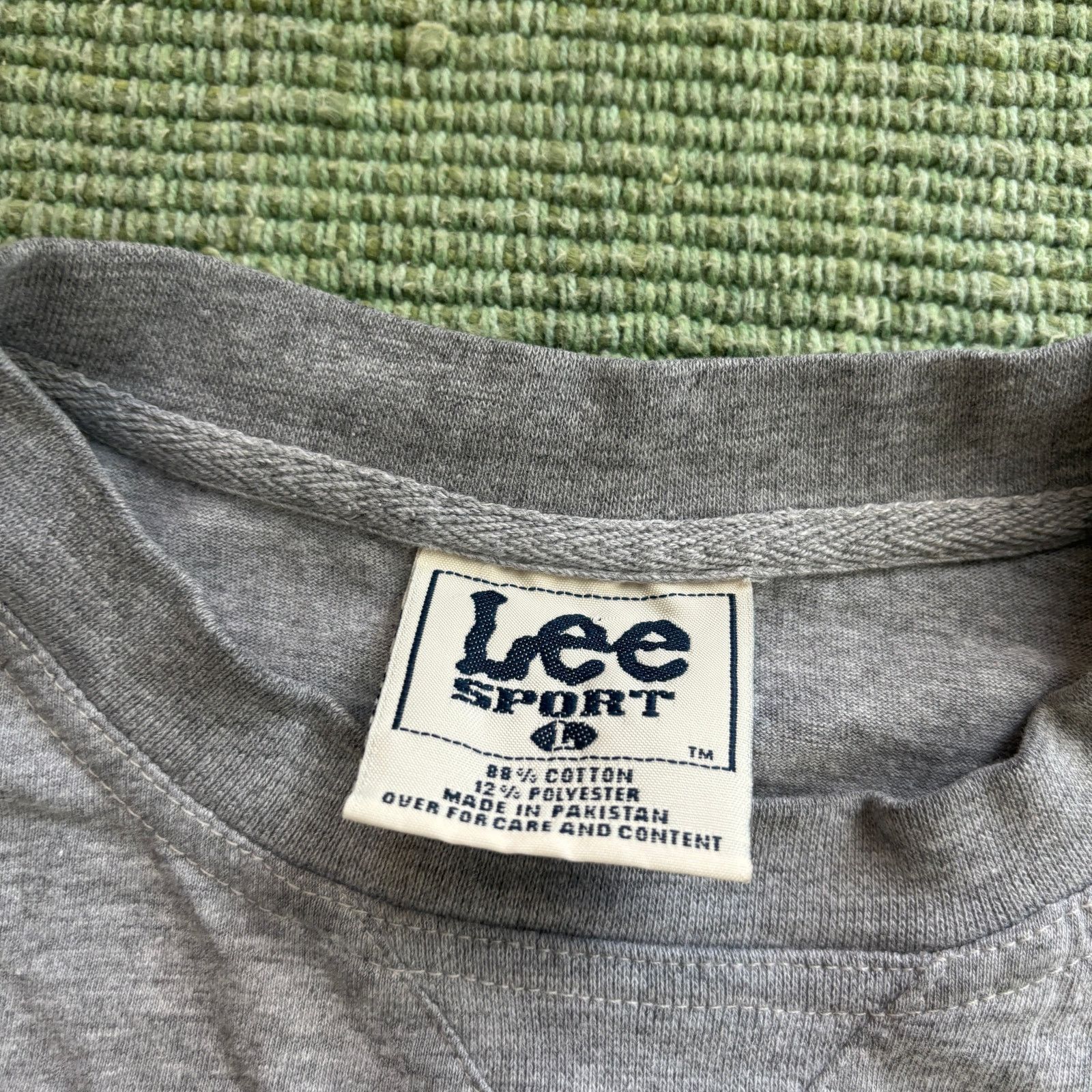 Lee × NHL × Vintage Vintage 1990s Columbus Blue Jackets Thick Cotton Tee Shirt Size US L / EU 52-54 / 3 - 4 Thumbnail