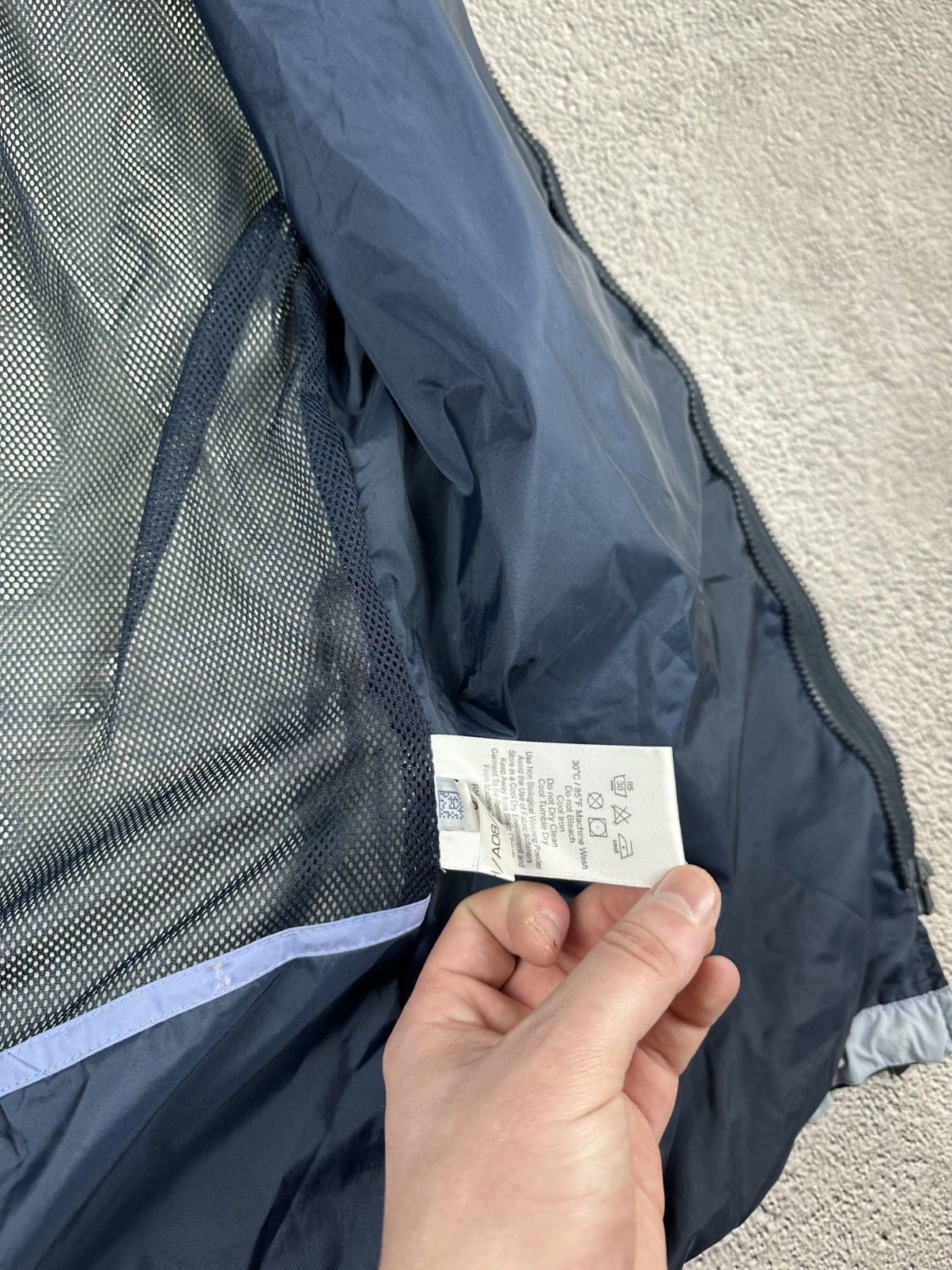 Berghaus Vintage Berghaus Rain Jacket Gore-Tex Outdoor Waterproof Size US M / EU 48-50 / 2 - 14 Thumbnail
