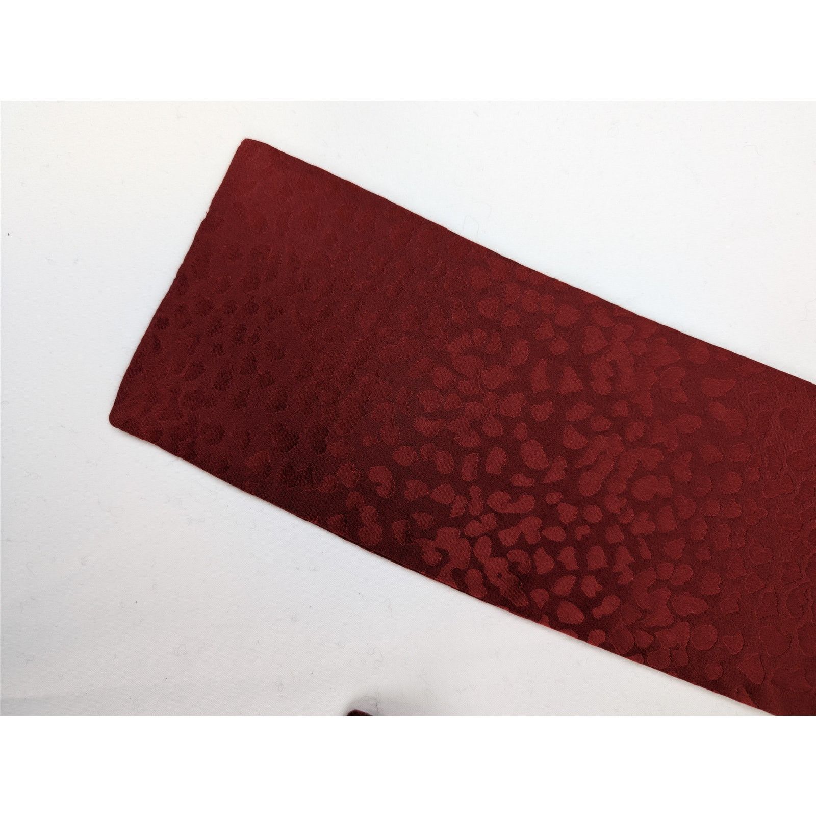 Saint Laurent Paris o1rshd1 Size: OS / Lavalliere Leopard Satin Scarf in Red Size ONE SIZE - 8 Thumbnail