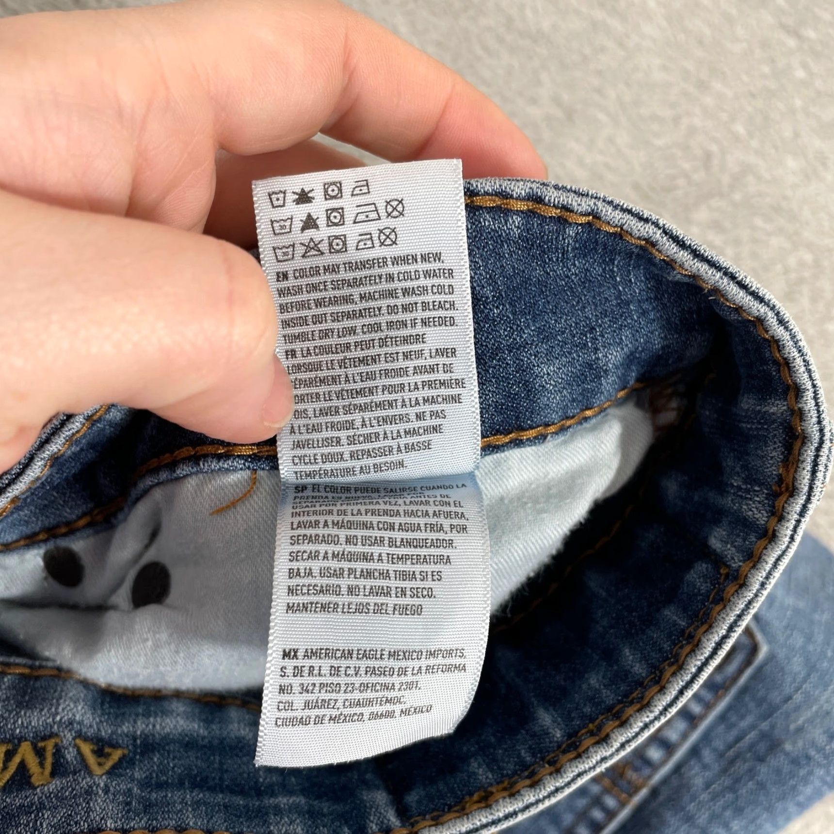 American Eagle Outfitters VINTAGE? No. Size US 32 / EU 48 - 6 Thumbnail