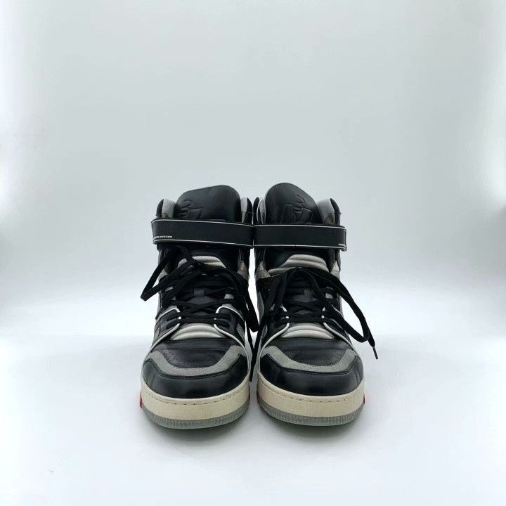 Louis Vuitton Louis Vuitton Trainer High-top Velcro Sneakers Size US 9 / EU 42 - 3 Thumbnail
