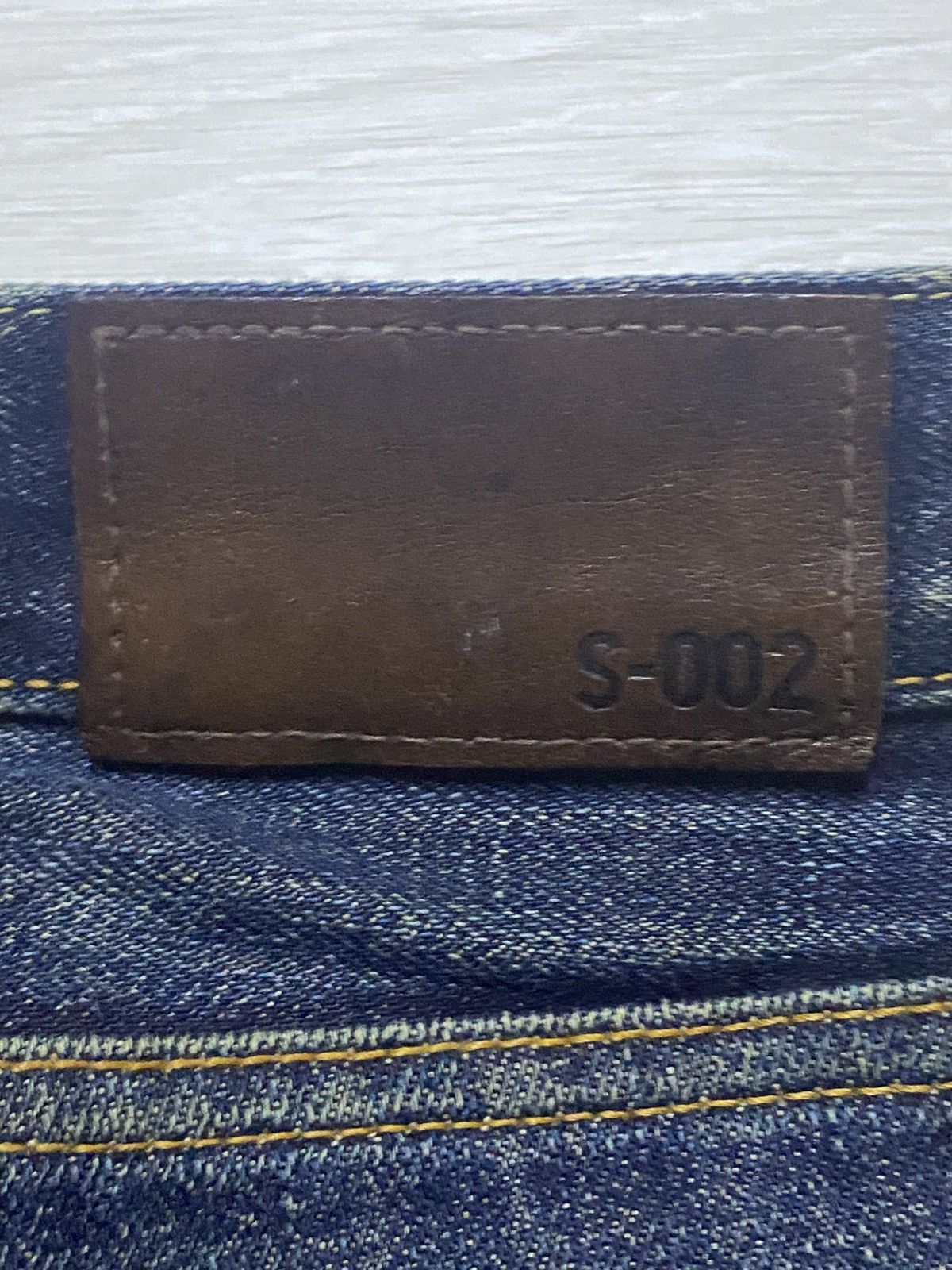 Uniqlo Vintage Uniqlo S-002 Faded Wash Distressed Loose Jeans Size US 32 / EU 48 - 10 Thumbnail