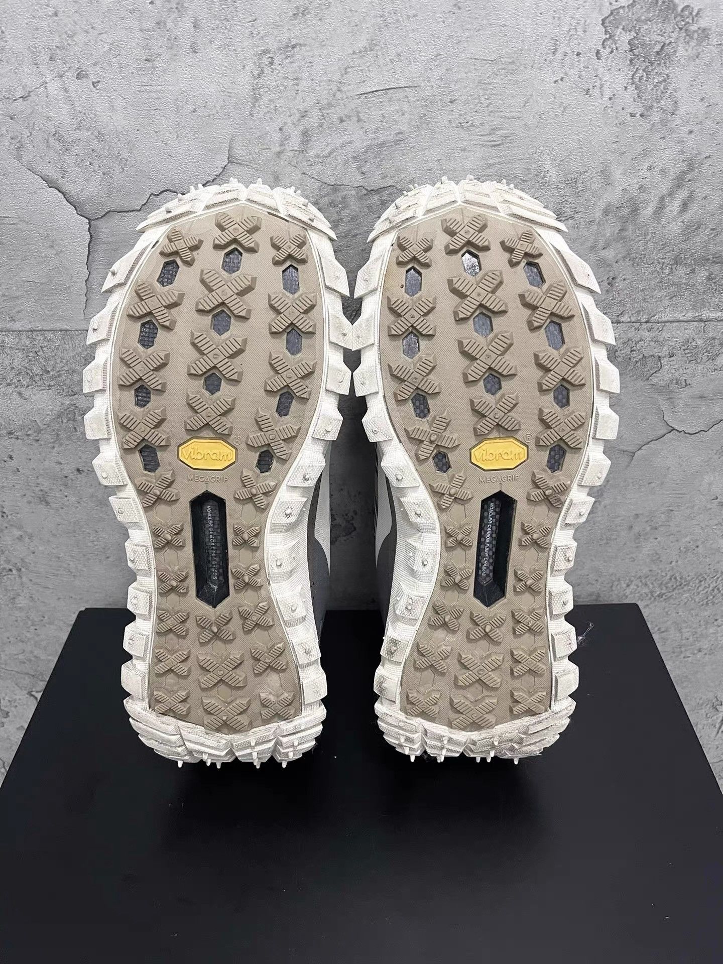 Moncler Moncler Tire Sneakers K34 Size US 9.5 / EU 42-43 - 8 Thumbnail