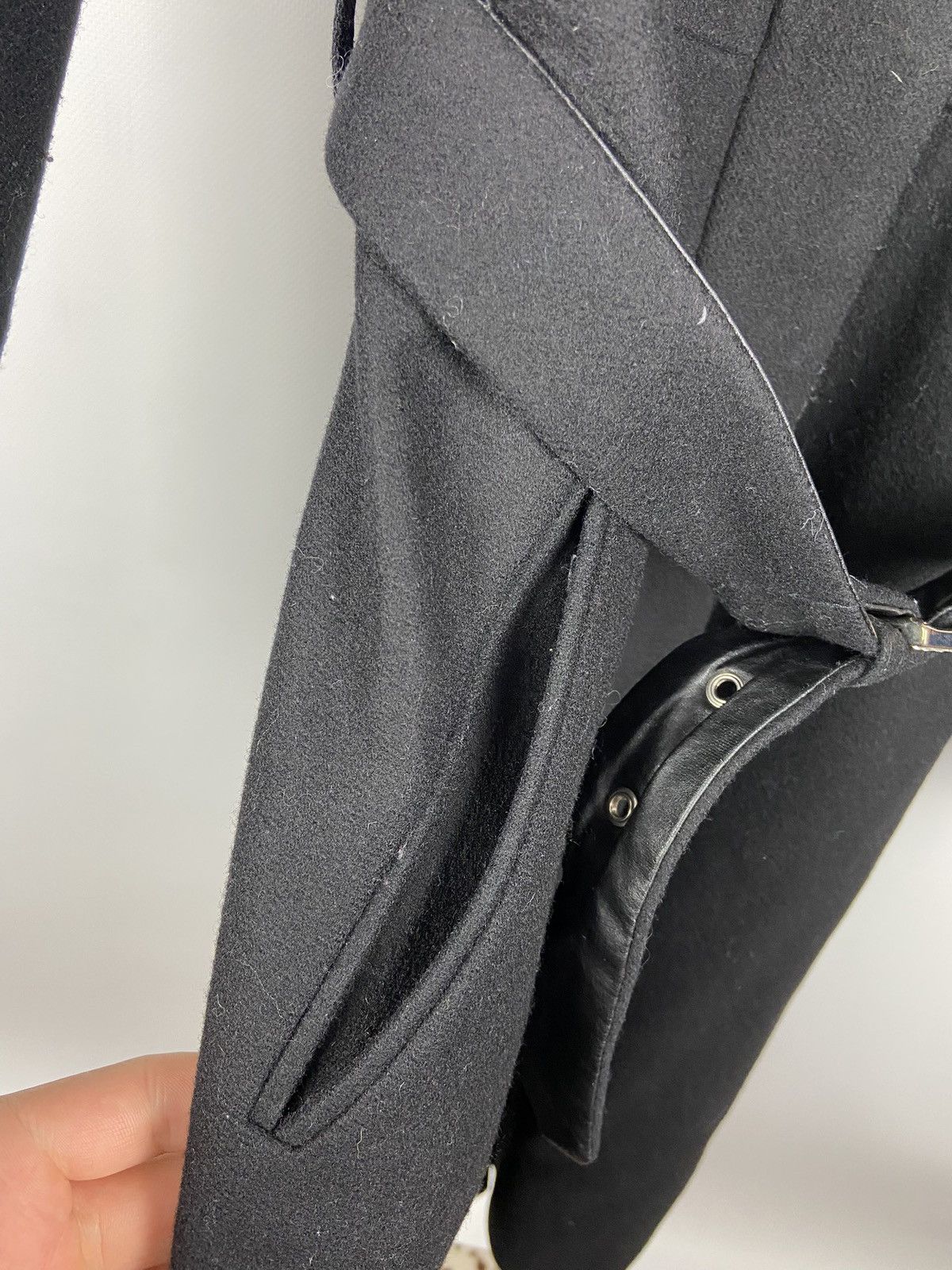 Versace Jeans Couture Vintage Versace Jeans Couture Black Womens Wool Belt Coat Size XS / US 0-2 / IT 36-38 - 13 Thumbnail