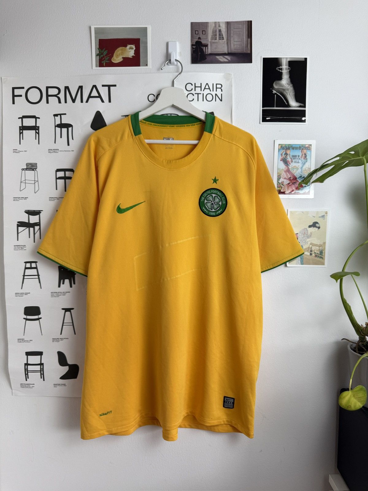 Nike × Vintage Nike Celtic Glasgow 08/09 away jersey t-shirt XL football y2k Size US XL / EU 56 / 4 - 1 Thumbnail