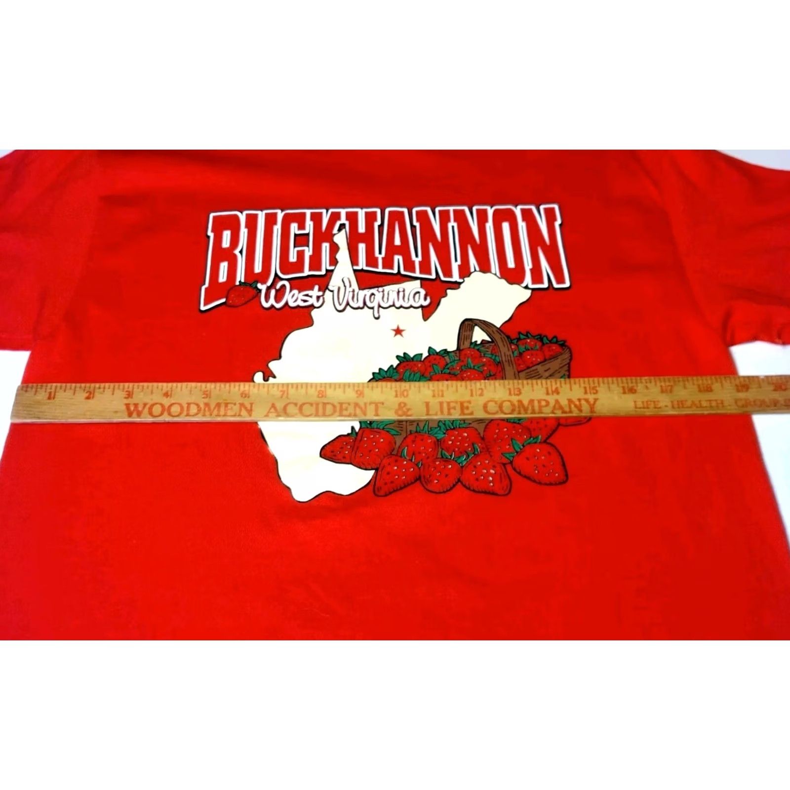 Vintage Buckhannon West Virginia Shirt Medium Red Strawberry Farm Fruit WV T-Shirt Man Crew Neck Short Sleeve 100% Cotton Regular Size Mxs? Size US M / EU 48-50 / 2 - 4 Thumbnail