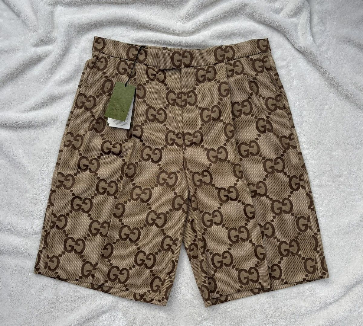 Gucci Gucci Beige Jumbo Monogram Canvas Shorts Size US 36 / EU 52 - 2 Thumbnail