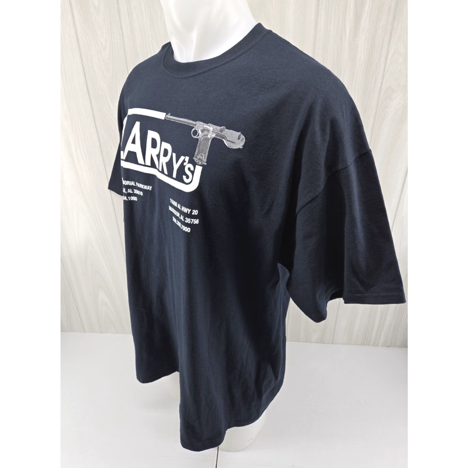Gildan Gildan T-Shirt Black 2XL Larry's Pistol & Pawn Short Sleeve Crew Neck Logo Graphic Print Men Size US XXL / EU 58 / 5 - 5 Thumbnail
