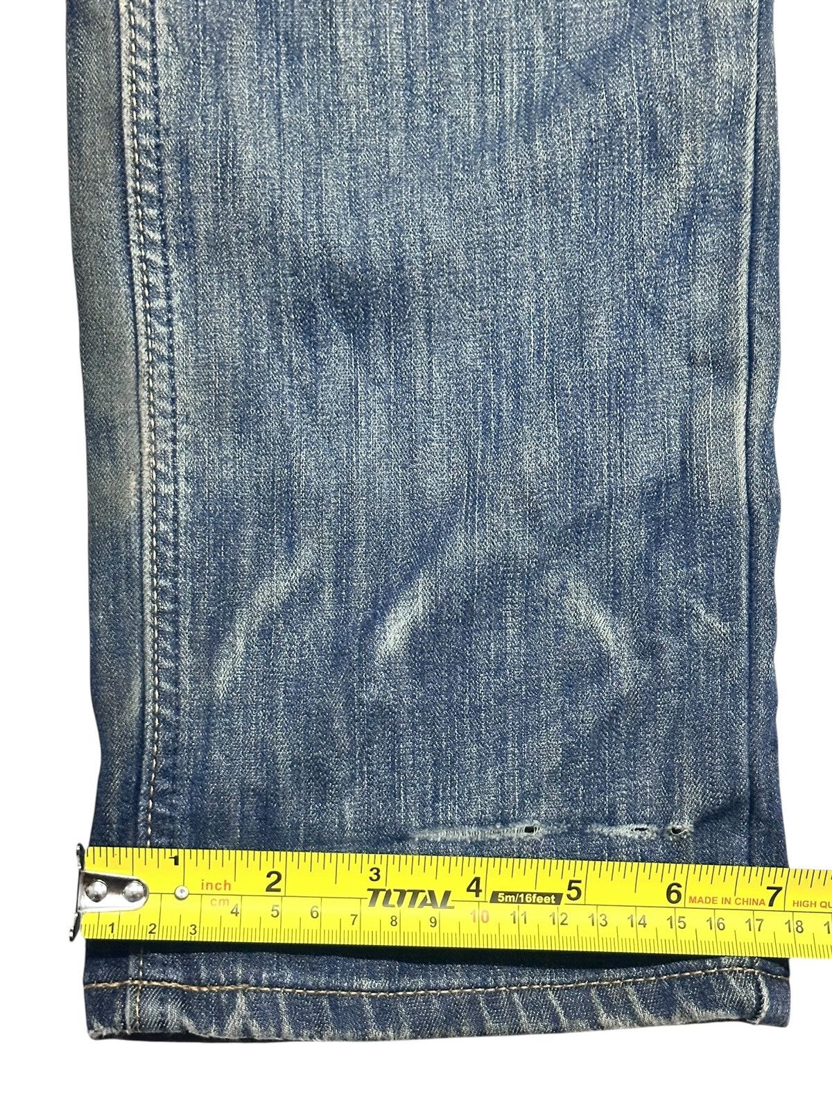 Edwin Edwin Vintage Distressed Straight Loose With Faded Wash Size US 33 - 15 Thumbnail