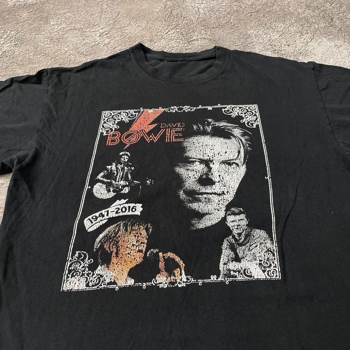 Vintage Vintage 2000s Graphic Tee Bowie Horror Punk Faded Black M Size US M / EU 48-50 / 2 - 5 Thumbnail