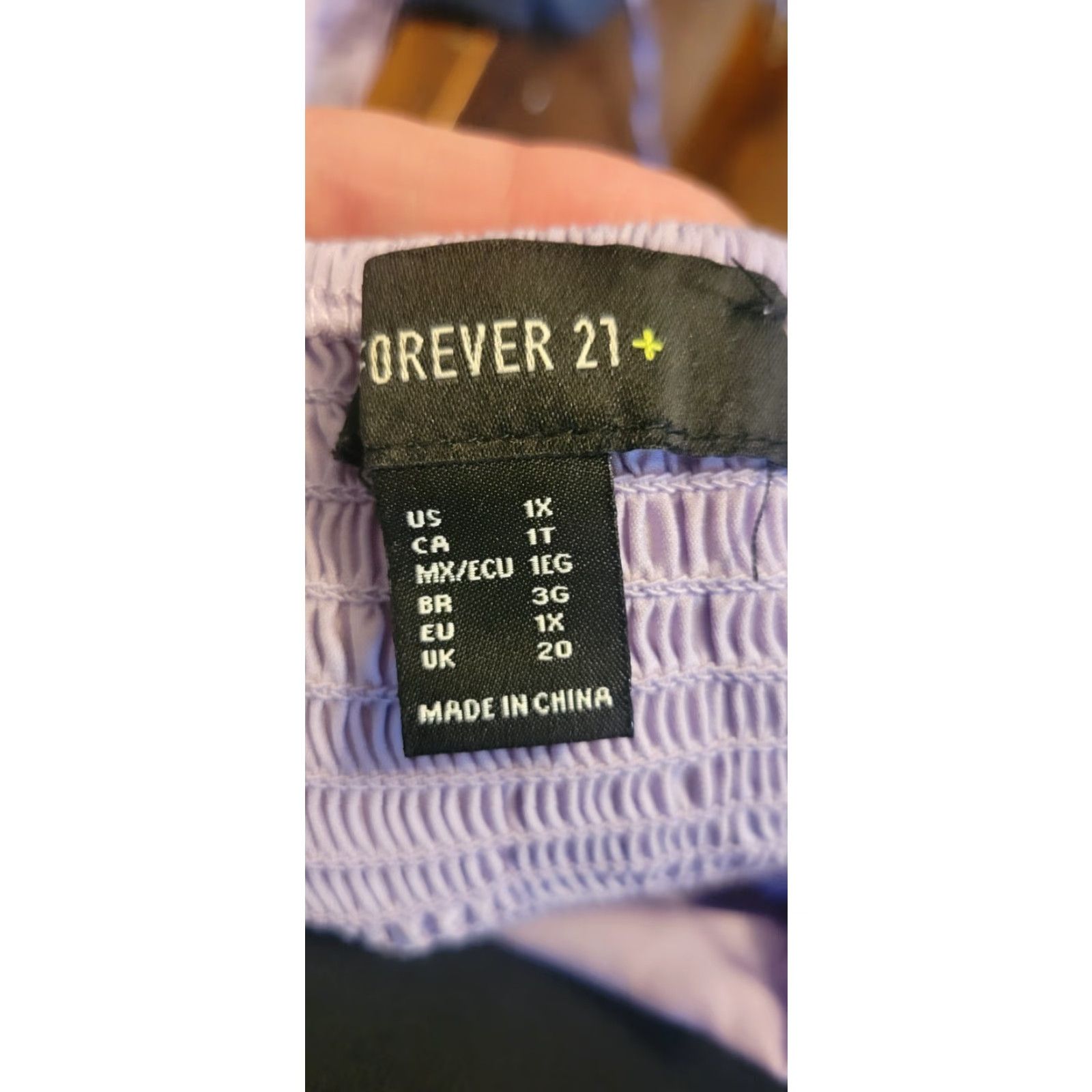 Forever 21 FOREVER 21 Plus Lavender Crop Peasant Top Long Sleeve Square Neck Adjustable Smocked 1X Women's Blouse Cropped Style Purple Size XL / US 12-14 / IT 48-50 - 4 Thumbnail