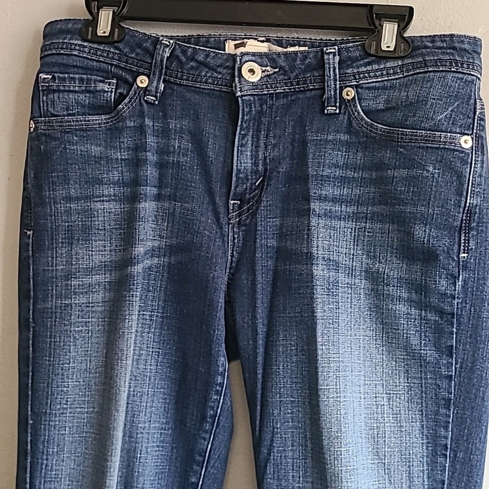 Levi's Women's size 10 Levi's dark wash 526 curvy boot cut jeans Size 32" / US 10 / IT 46 - 2 Thumbnail