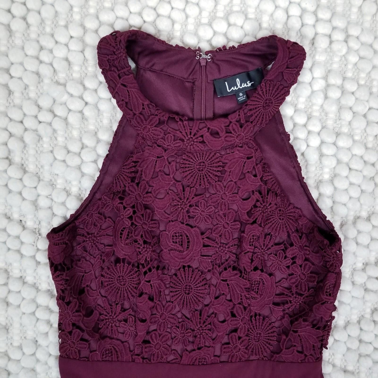 Lulu's Picture Perfect Lace Maxi Dress Burgundy Red Sz Small