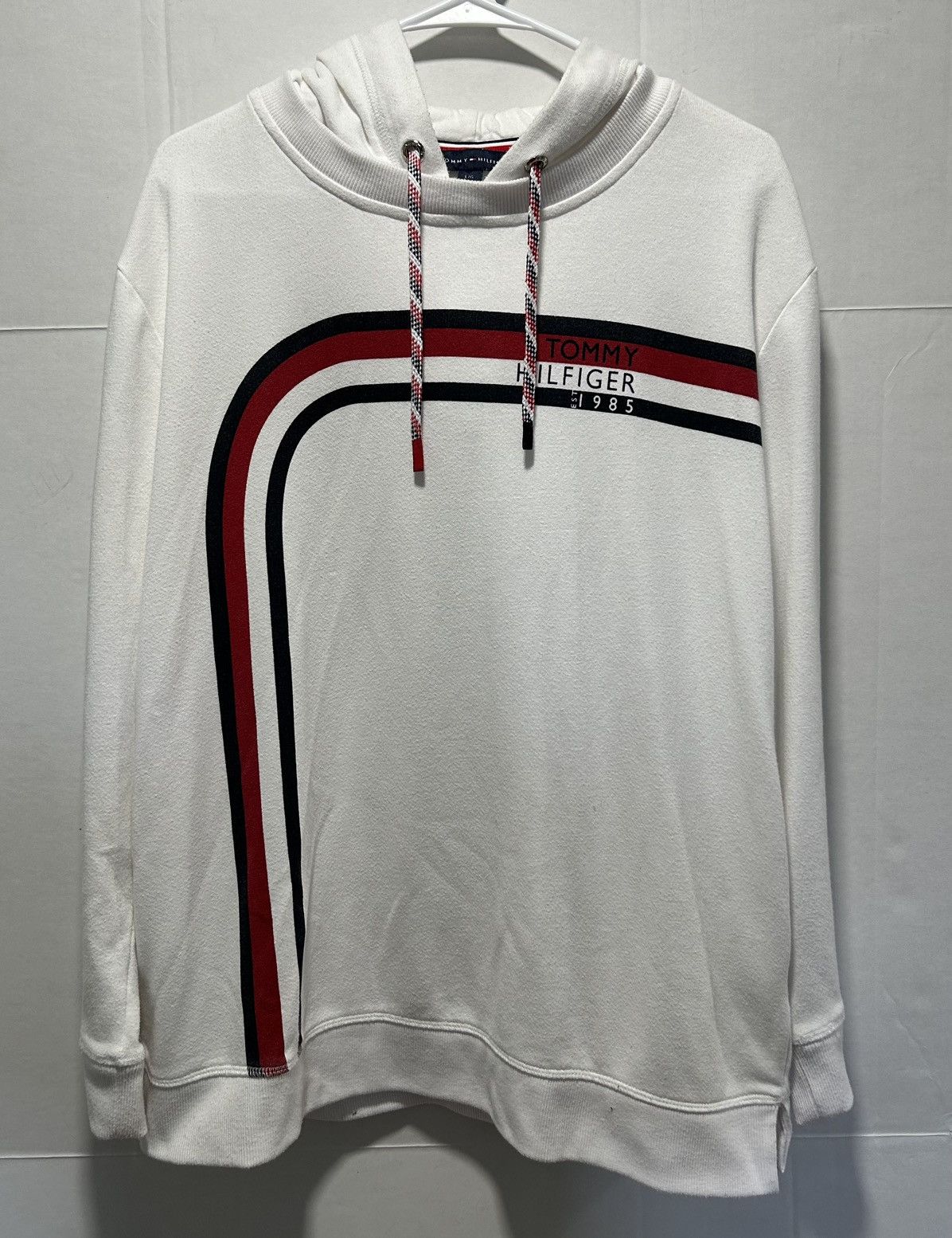 Tommy Hilfiger Vintage White Tommy Hilfiger Pullover Hoodie Size US L / EU 52-54 / 3 - 1 Thumbnail